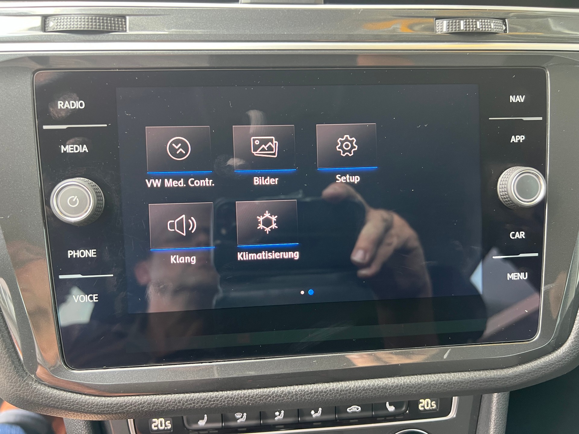 VW Tiguan 2.0 TDI Comfortline 4x4 DSG ** Navigation * Anhängerkupplung 2500 Kg. * frisch ab MFK * 1 Jahr Garantie möglich **-image-20