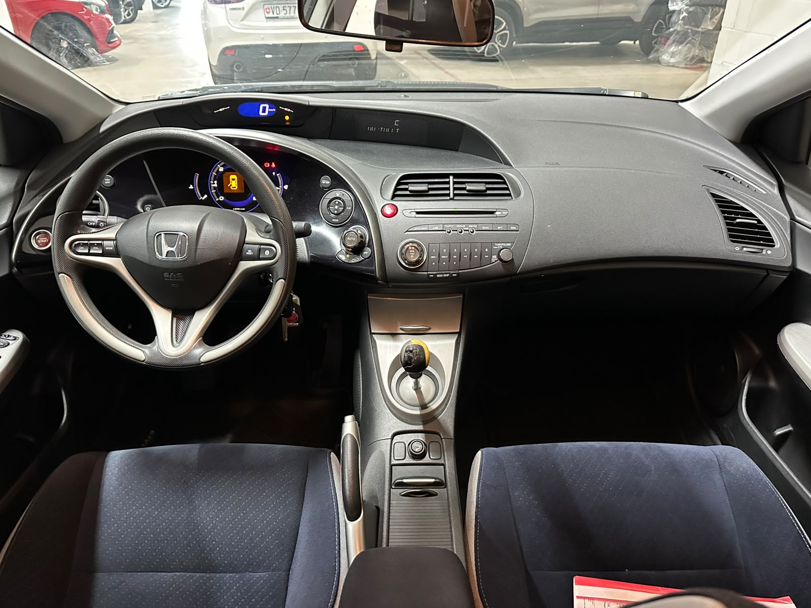 HONDA Civic 2.2 i-CTDi Comfort-image-6