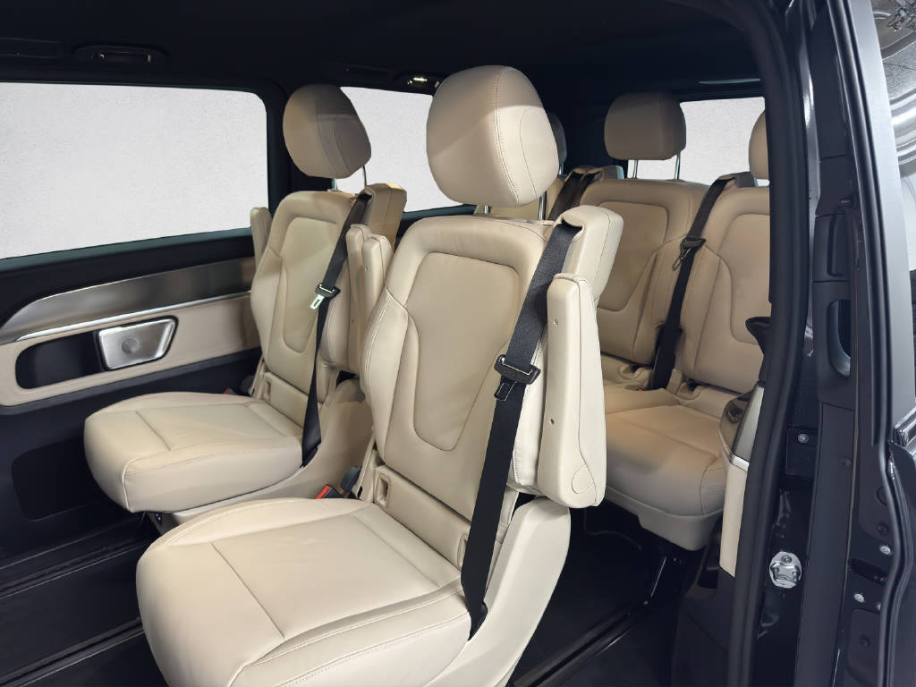 MERCEDES-BENZ V 300 d Exclusive Swiss Edition 4Matic Lang-image-12
