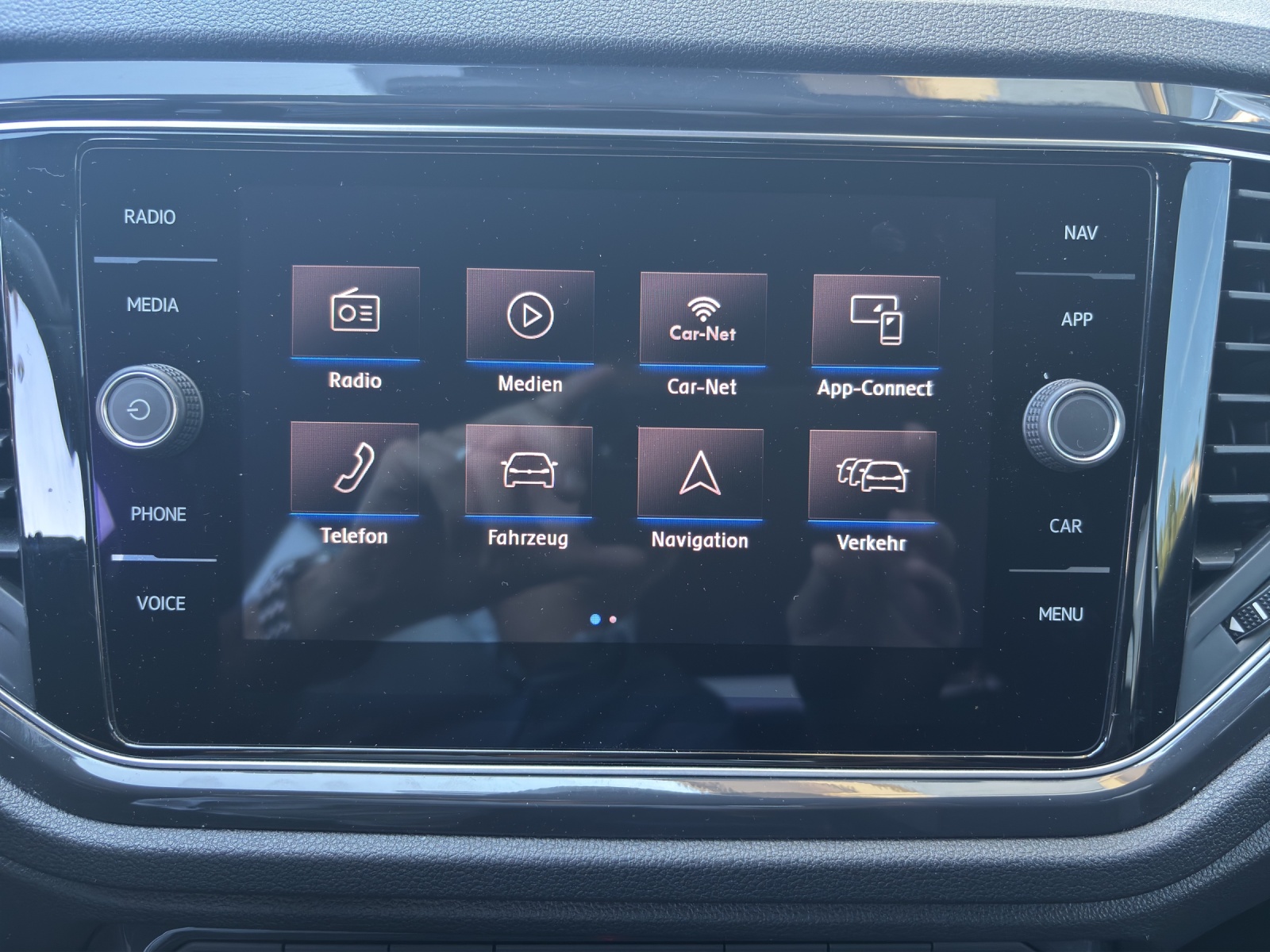 VW T-Roc 1.5 TSI EVO R-Line Sport DSG mit SwissLine Paket Sport-image-16