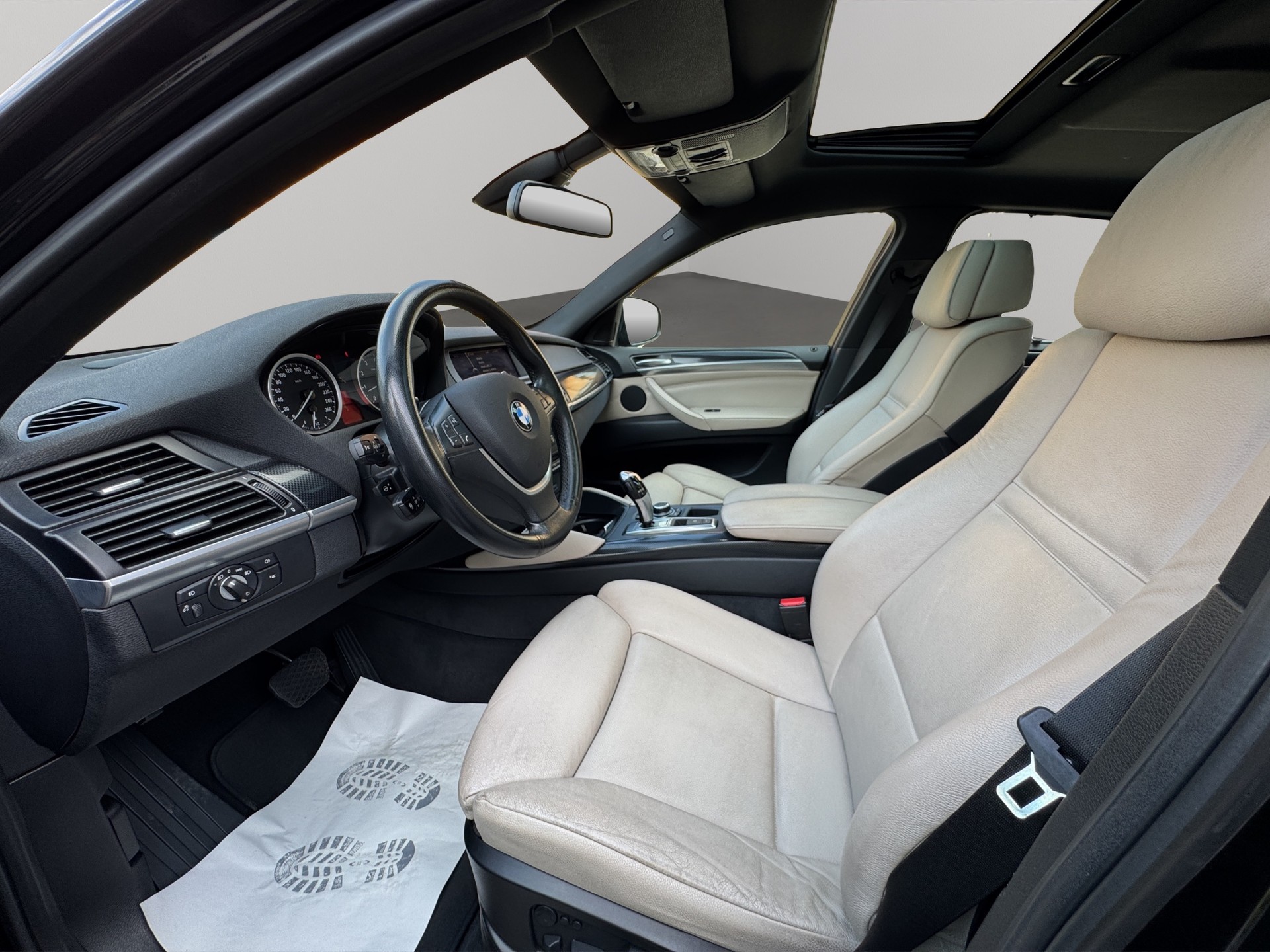 BMW X6 xDrive 50i Steptronic-image-9