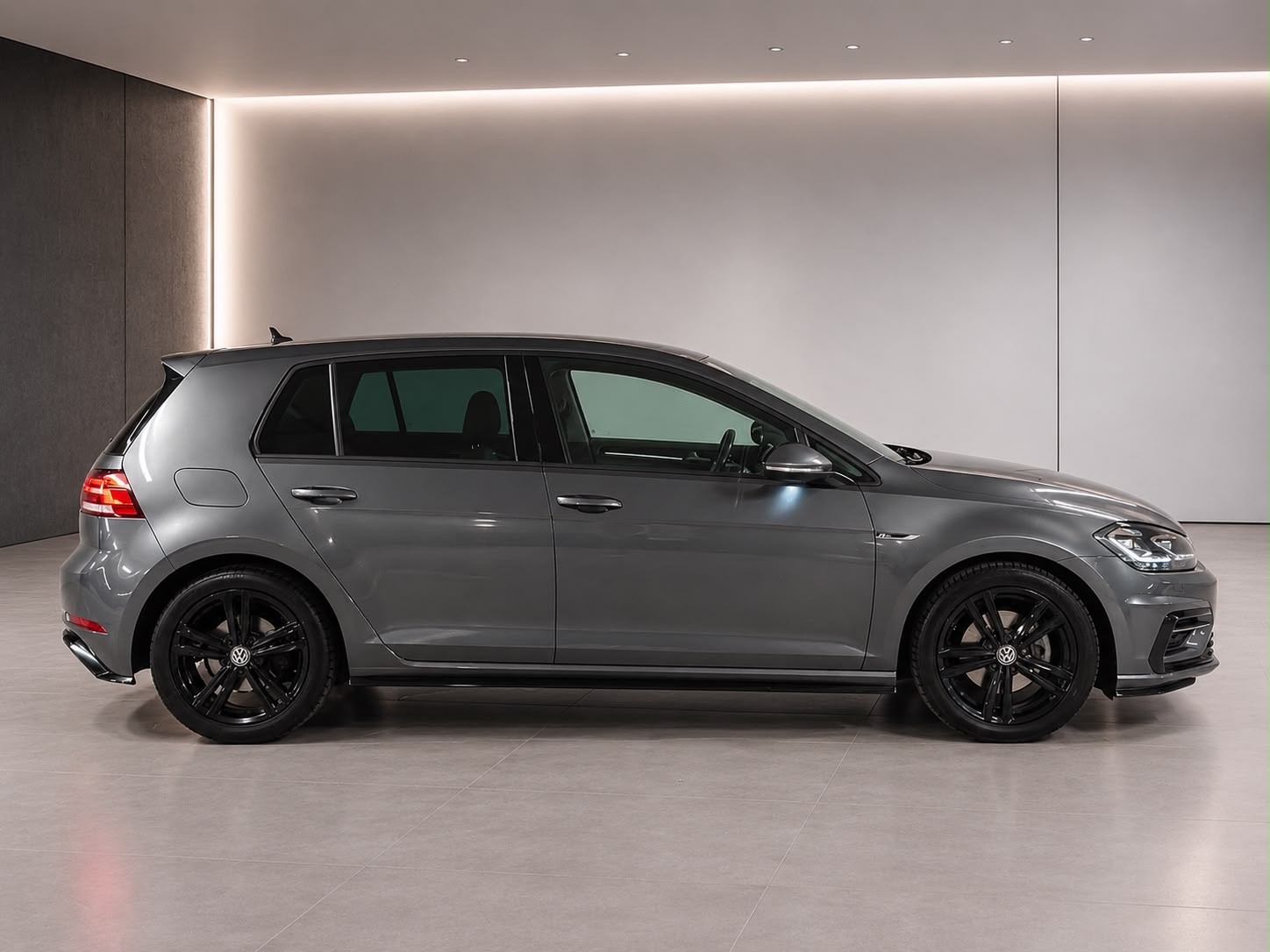 VW 7 1.5 TSI R Line-image-6
