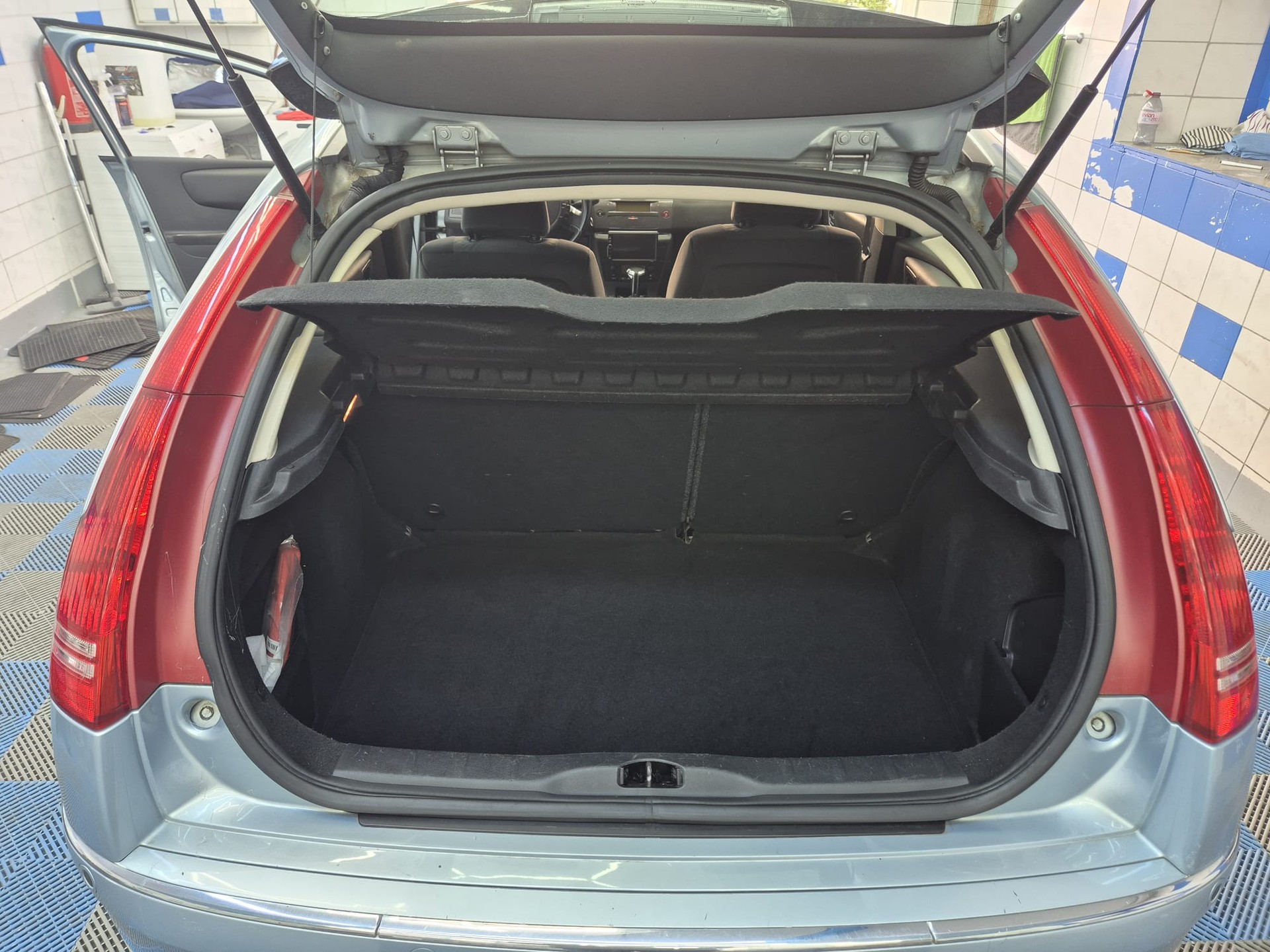 CITROEN C4 Berline 2.0i 16V VTR Automatic-image-12
