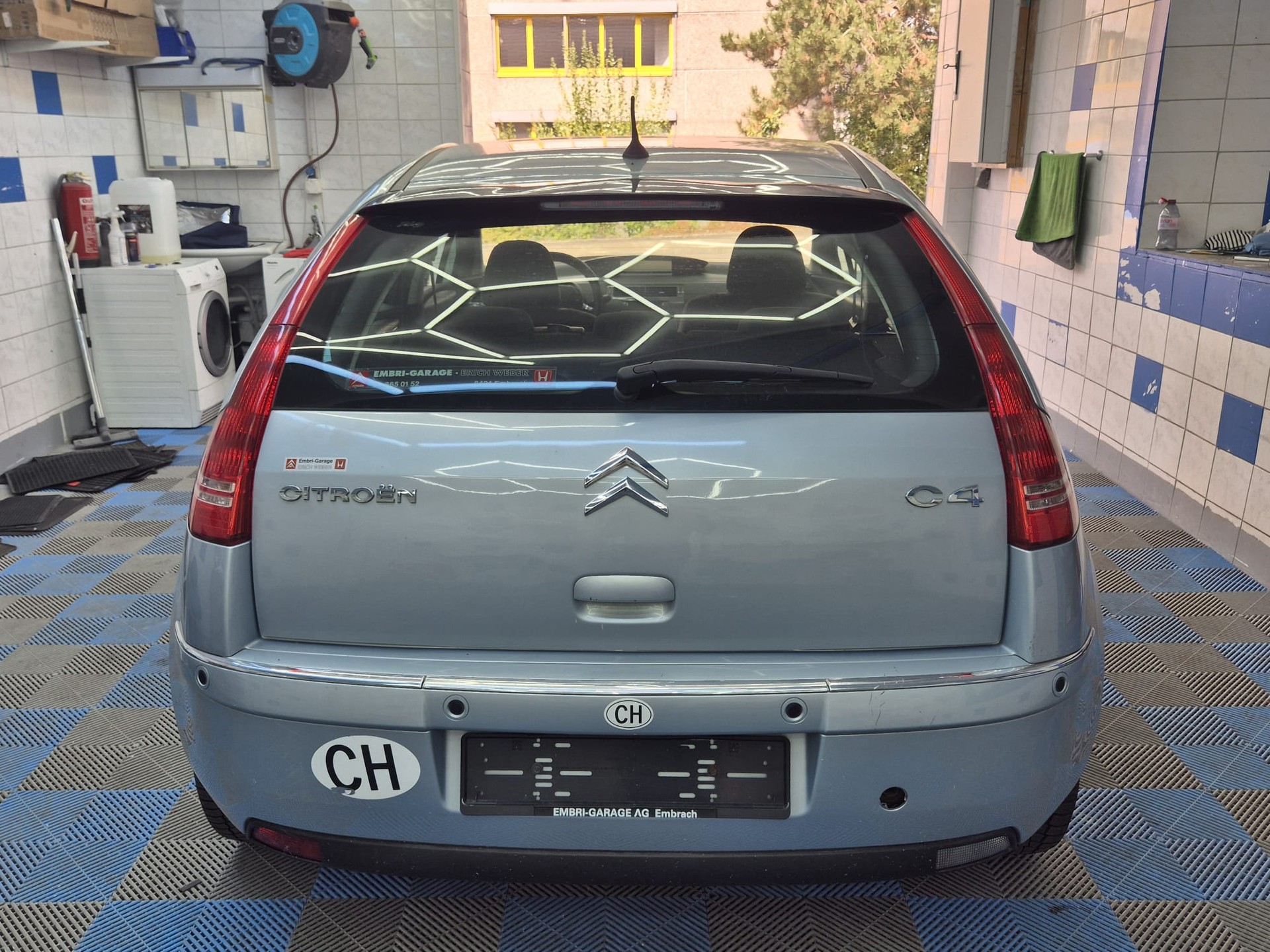 CITROEN C4 Berline 2.0i 16V VTR Automatic-image-6