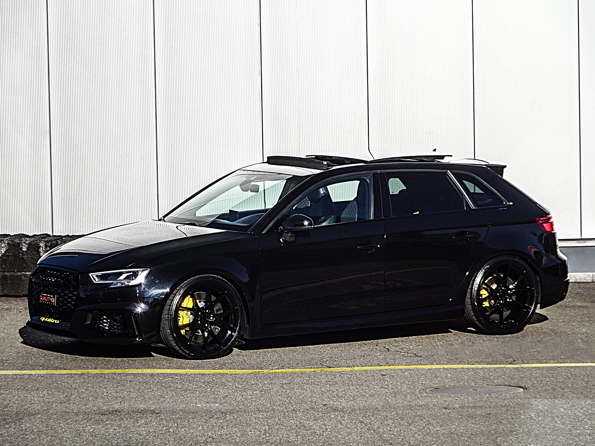 AUDI RS3 Sportback 2.5 TSI quattro S-tronic // CH-Fahrzeug // Limited // HG-Motorsport....-image-0