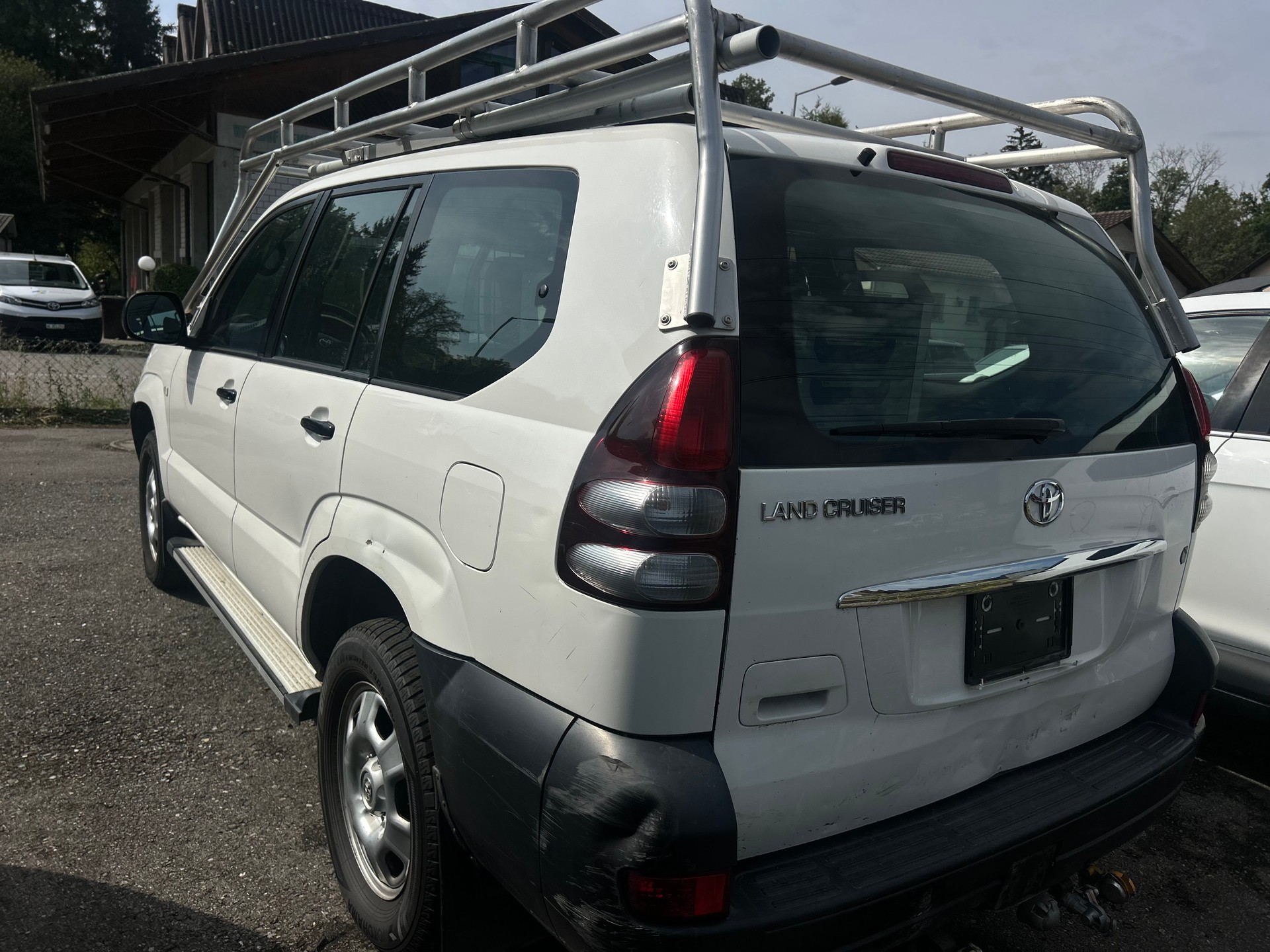 TOYOTA Land Cruiser 3.0 TD Linea Terra-image-5