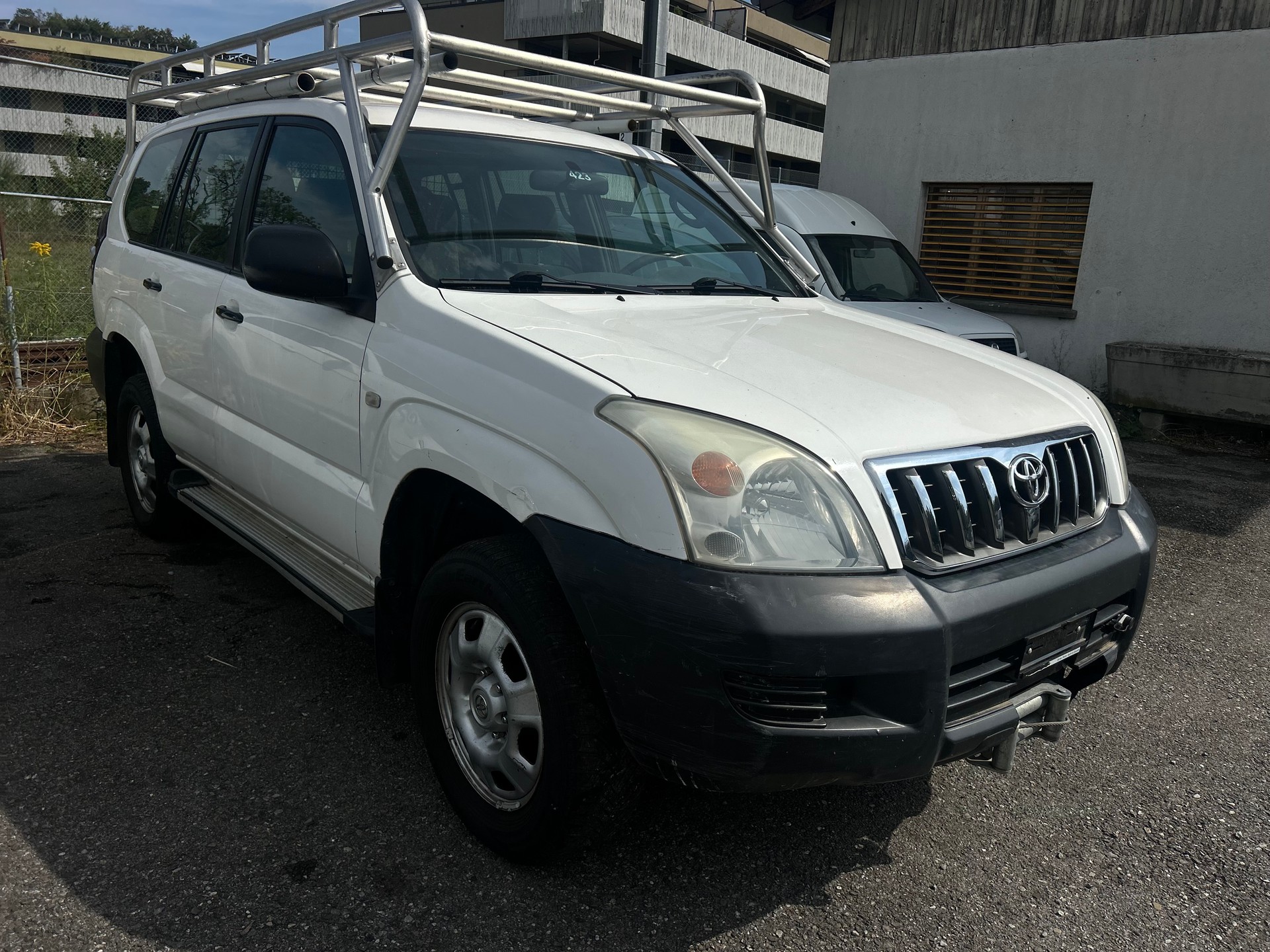 TOYOTA Land Cruiser 3.0 TD Linea Terra-image-2
