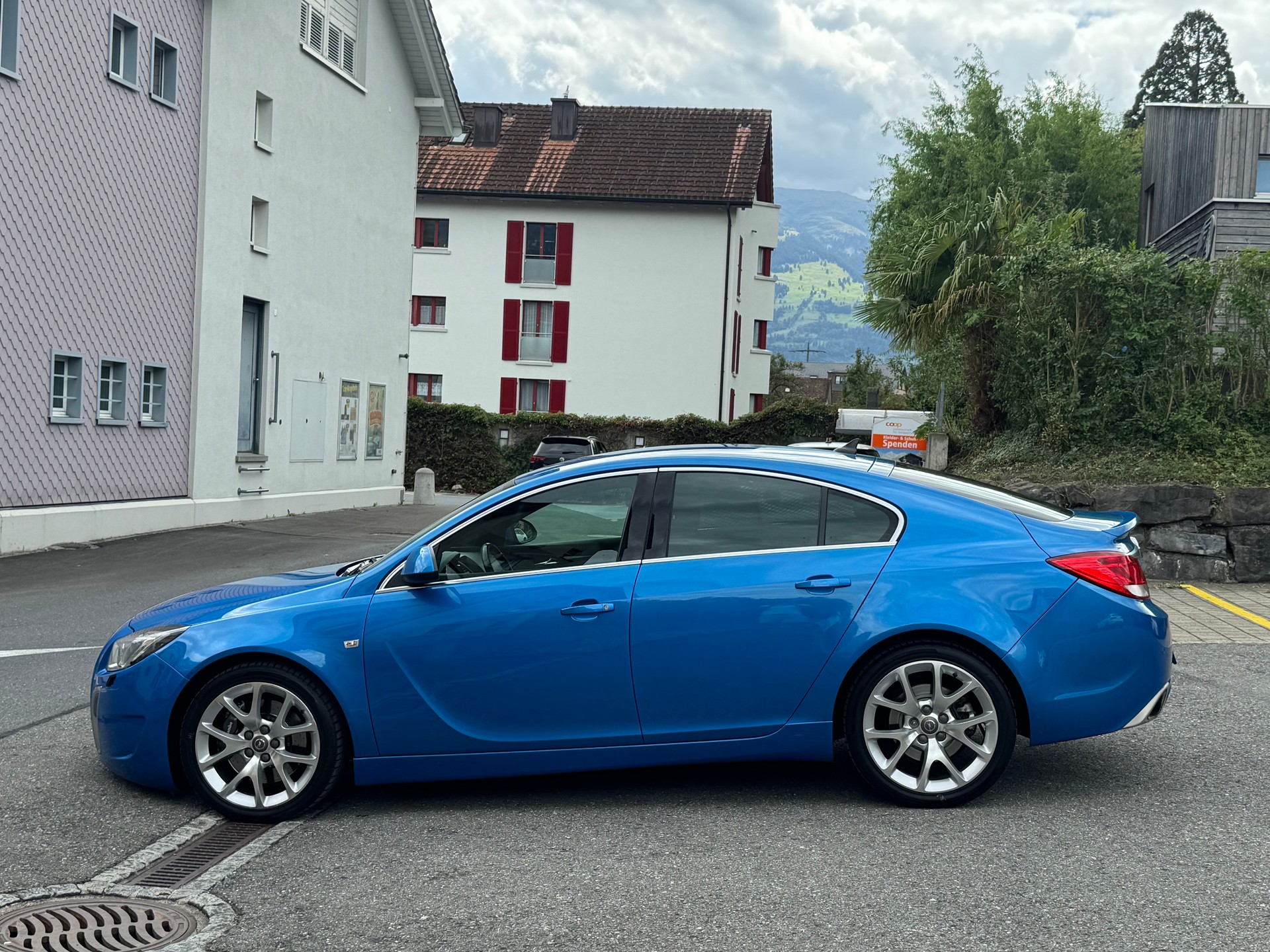 OPEL Insignia 2.8 Turbo OPC 4WD-image-9