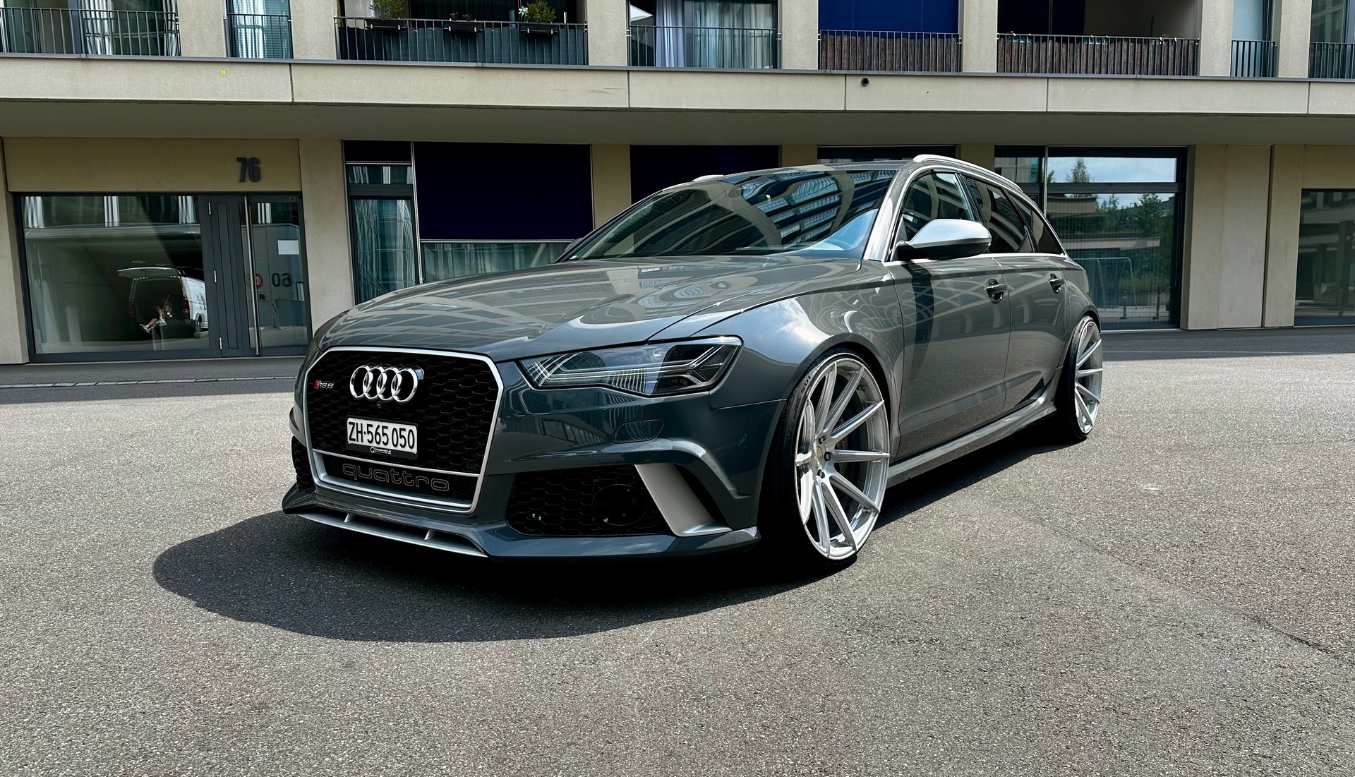 AUDI RS6//Akrapovic//KW//Leasing möglich-image-10