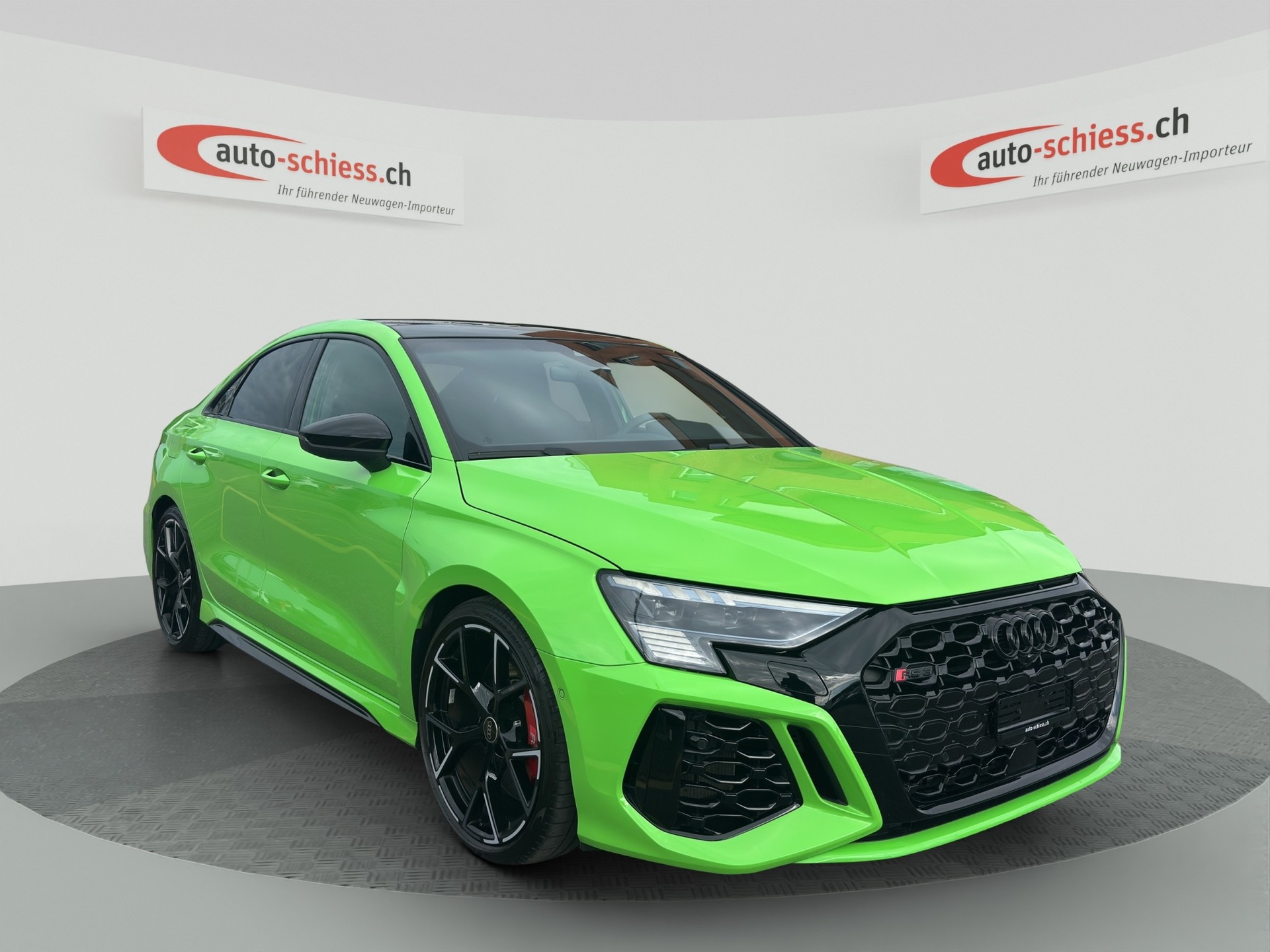 AUDI RS3 Limousine 2.5 TSI quattro S-tronic-showroom-element-1