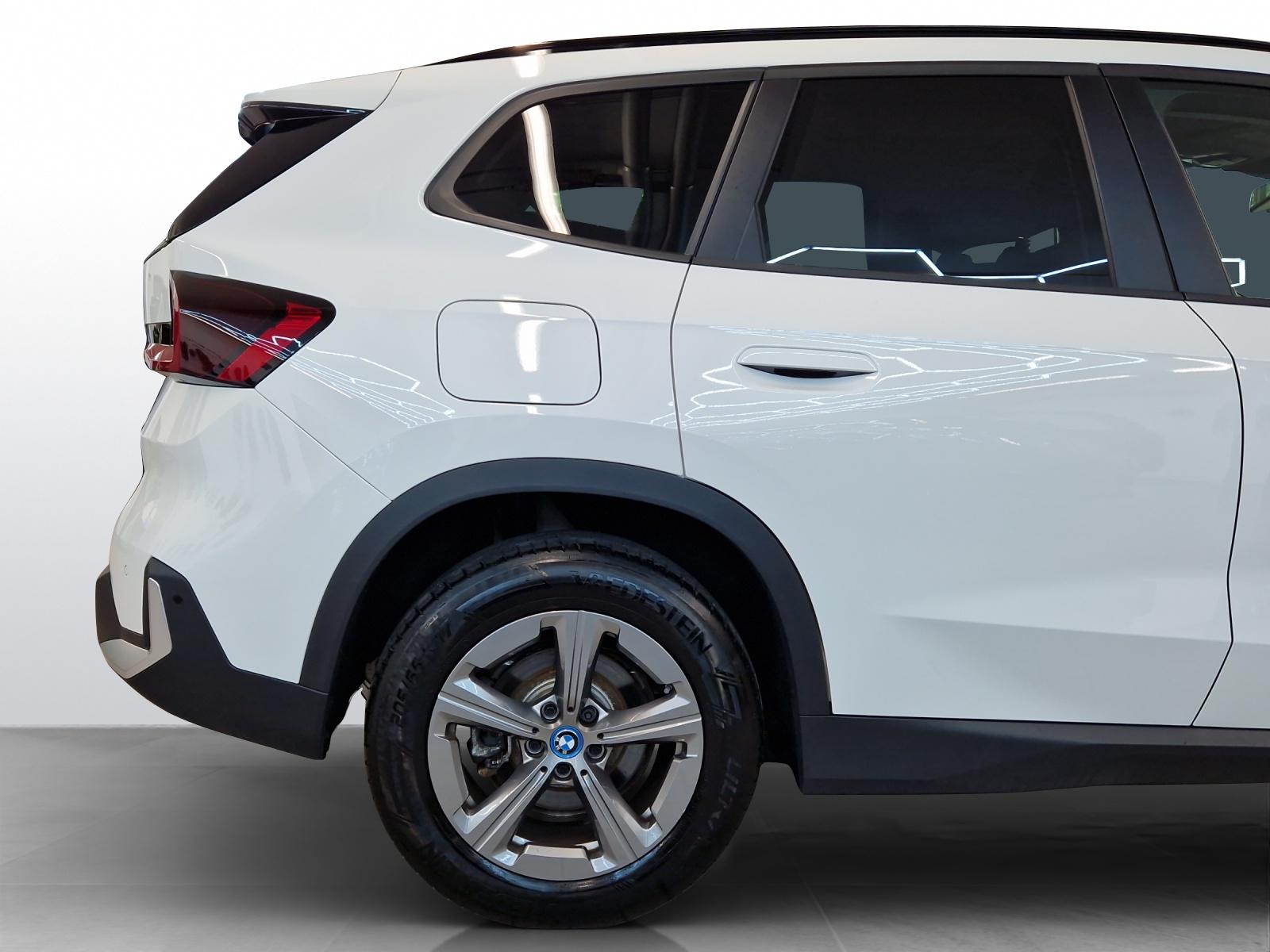 BMW X1 xDrive30e-image-8