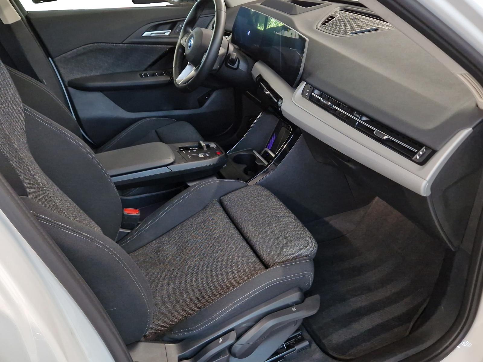 BMW X1 xDrive30e-image-15