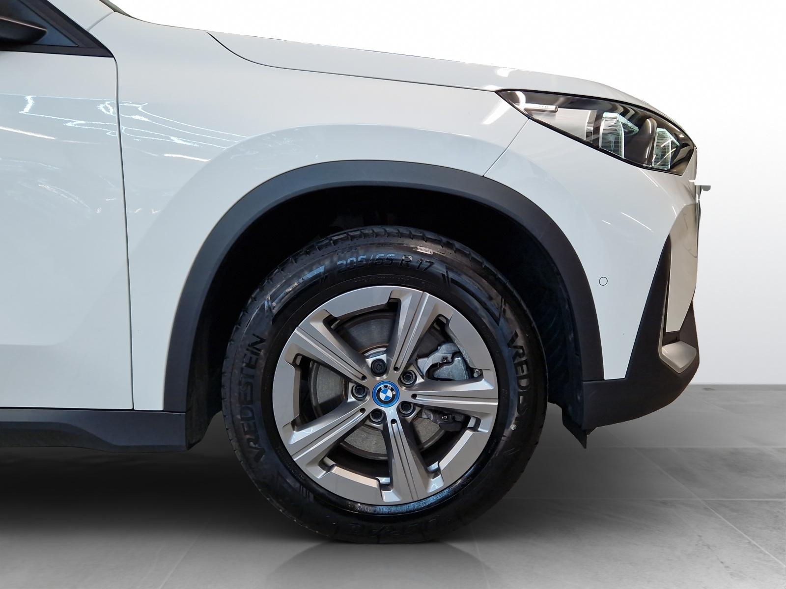 BMW X1 xDrive30e-image-9