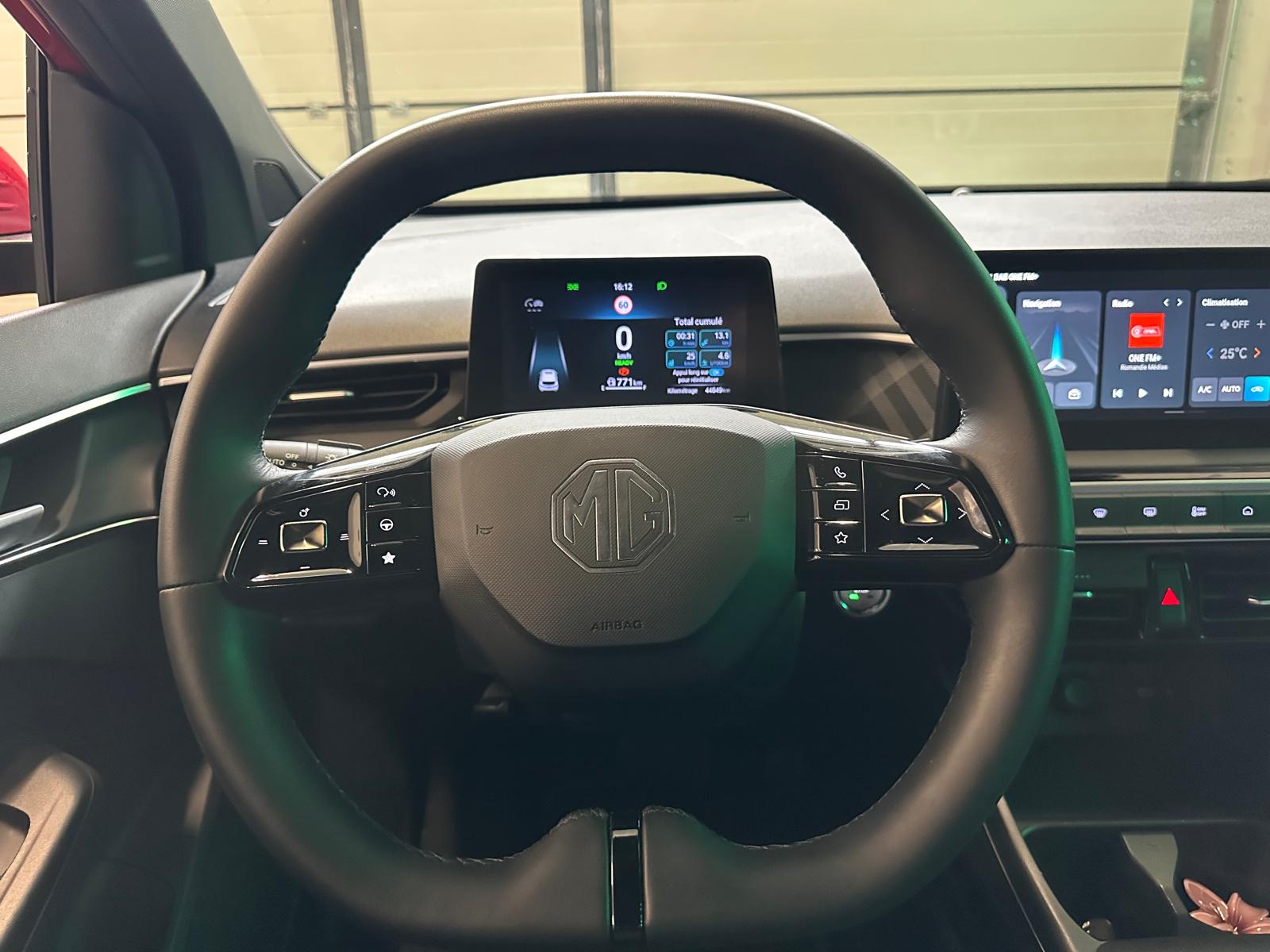 MG 3 1.5 Hybrid Luxury Aut.-image-17