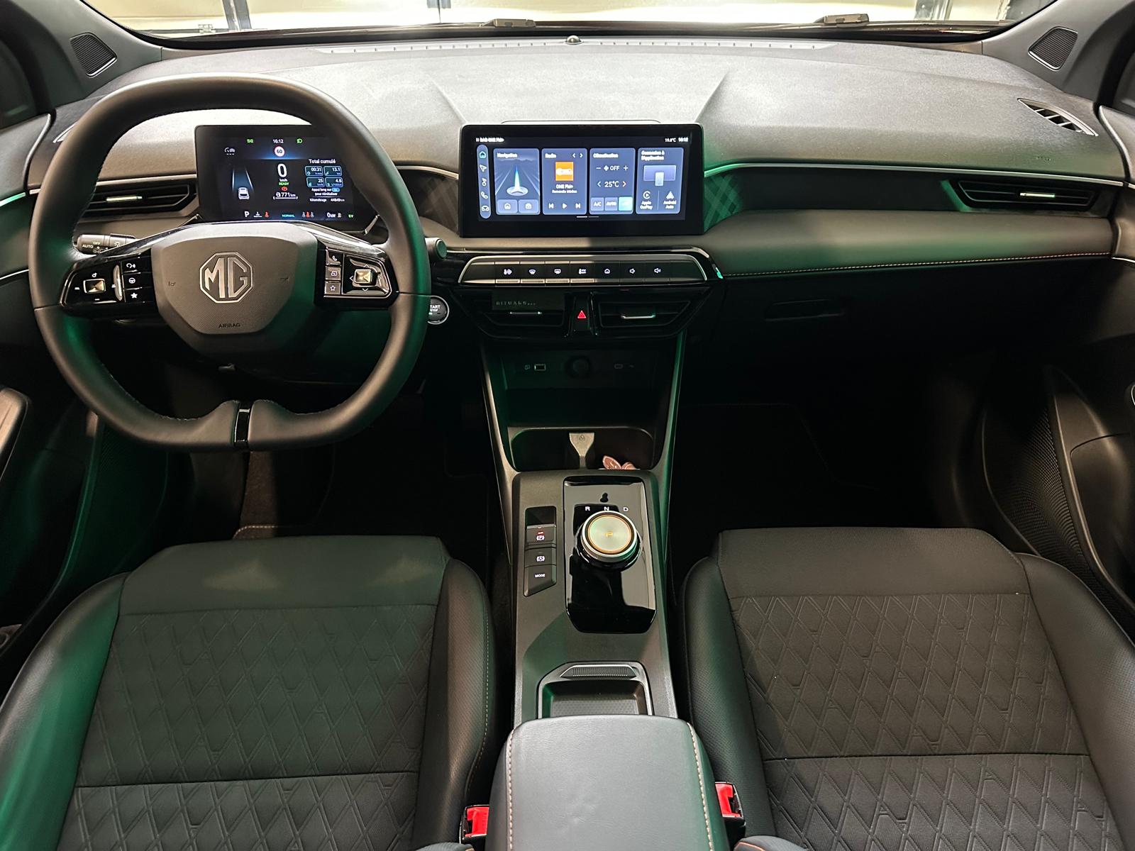 MG 3 1.5 Hybrid Luxury Aut.-image-14