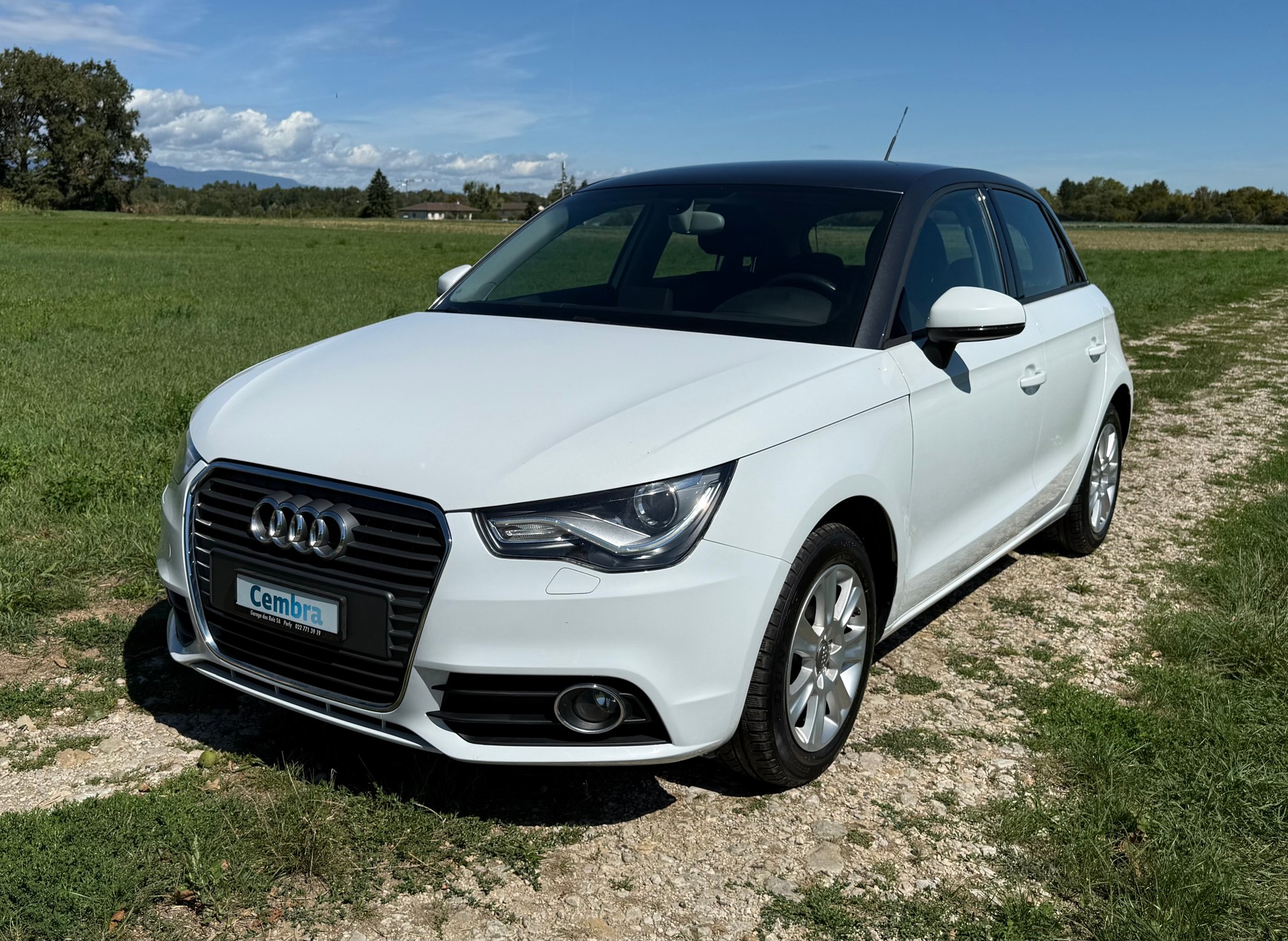 AUDI A1 Sportback 1.2 TFSI Attraction-image-0