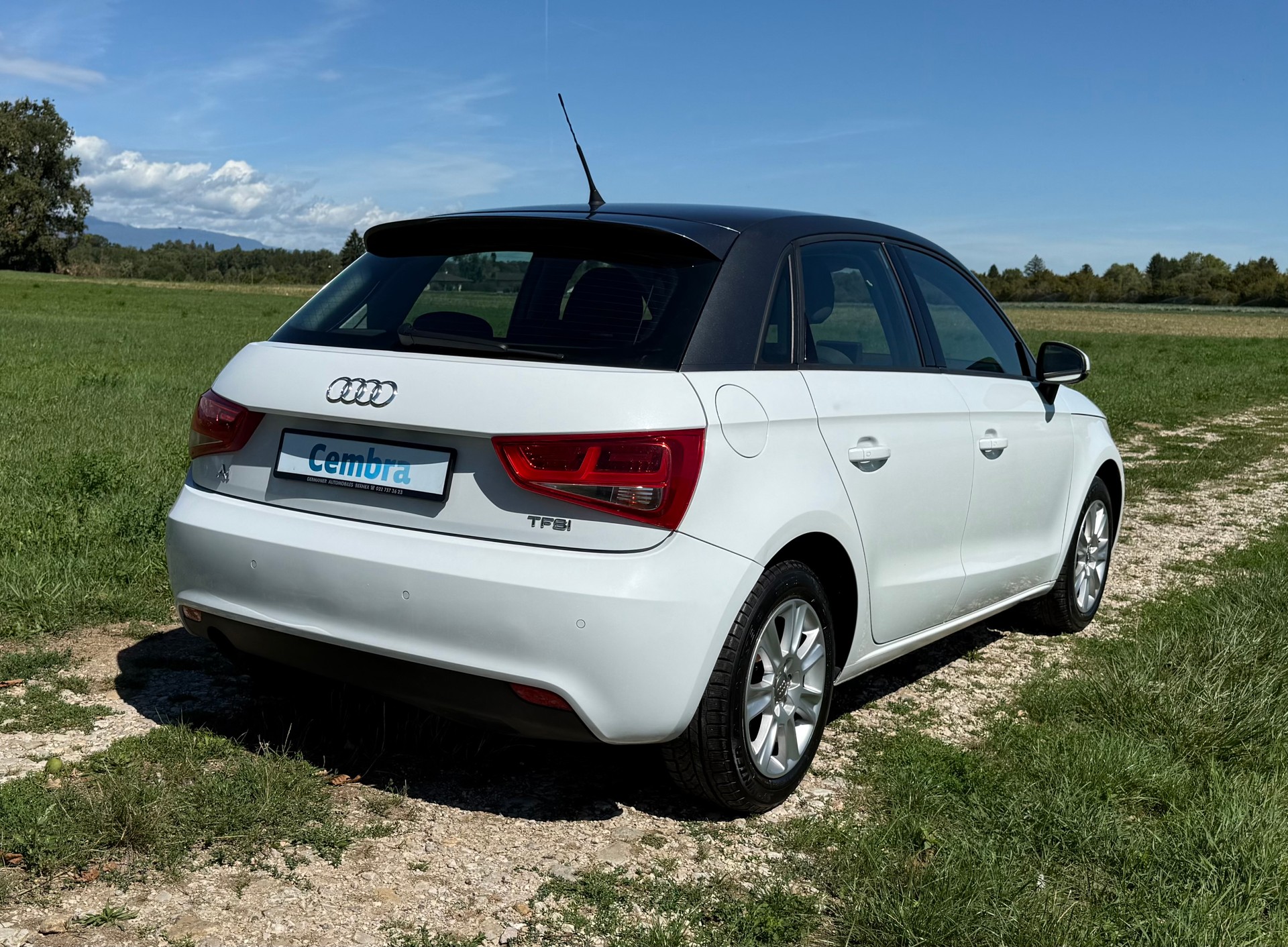 AUDI A1 Sportback 1.2 TFSI Attraction-image-3