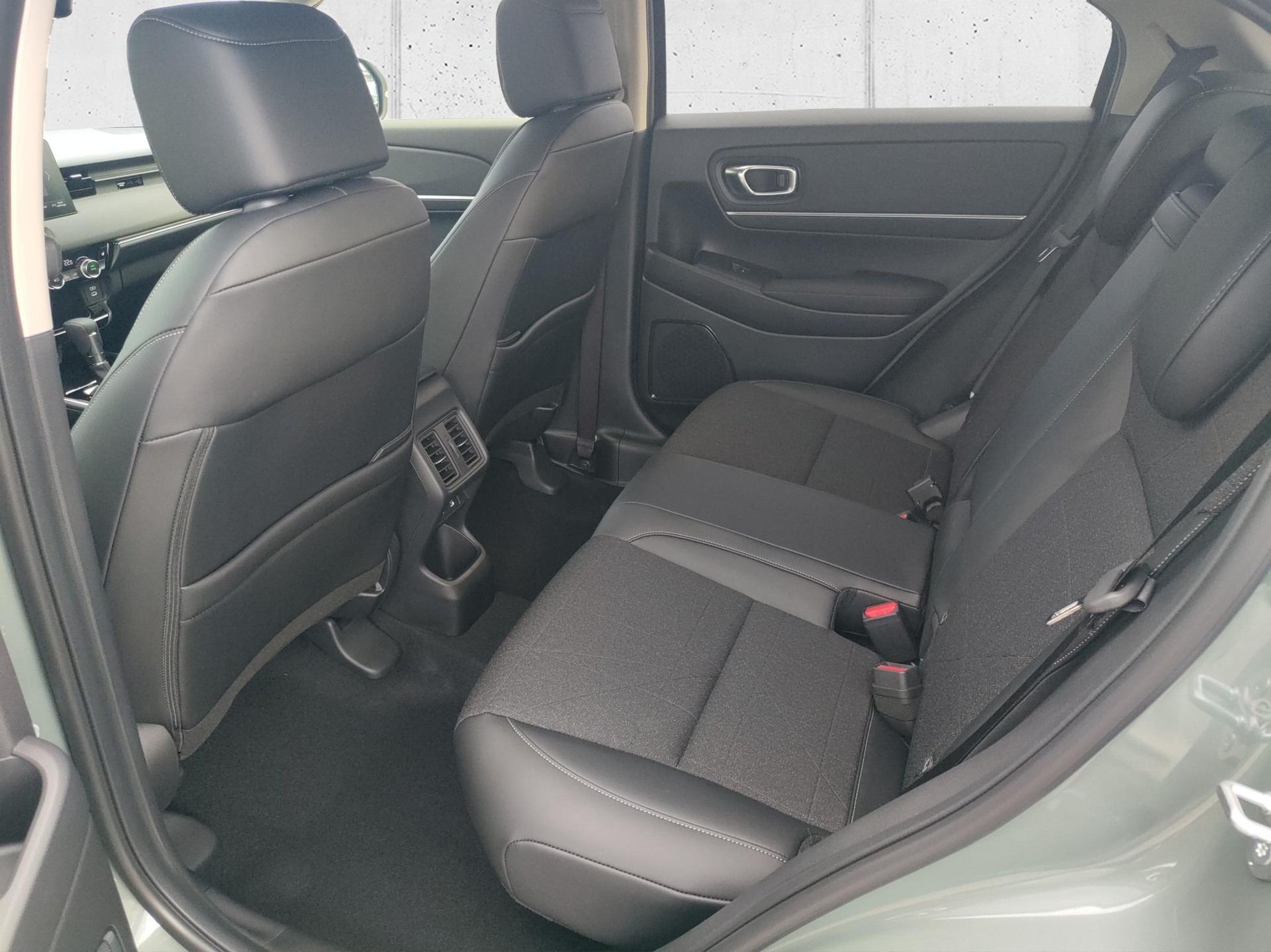 HONDA HR-V 1.5 i-MMD Advance-image-12