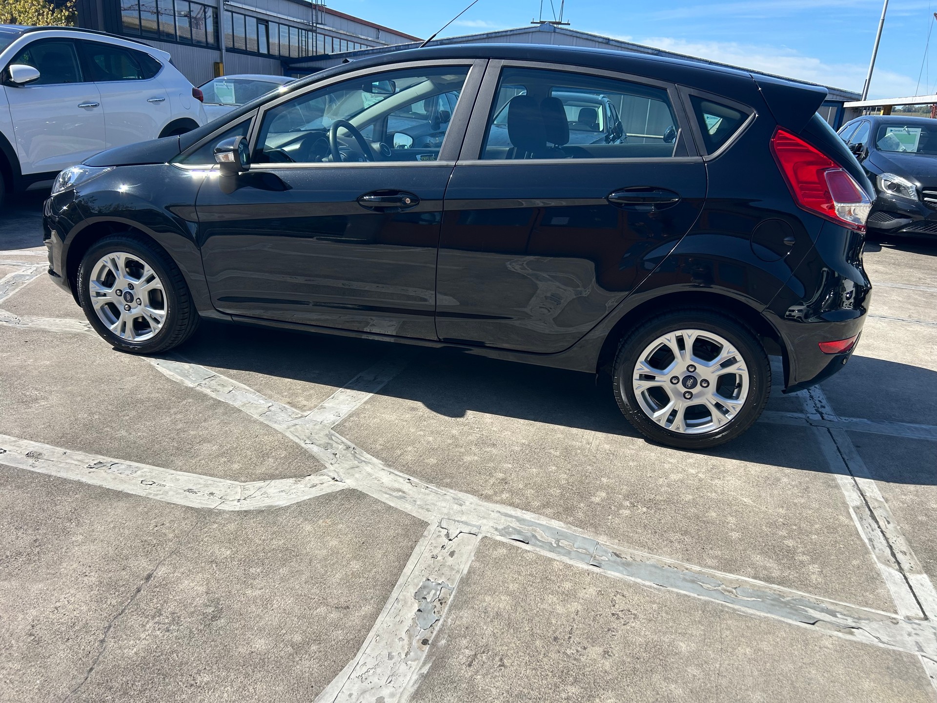 FORD Fiesta 1.0 Freetech-image-1