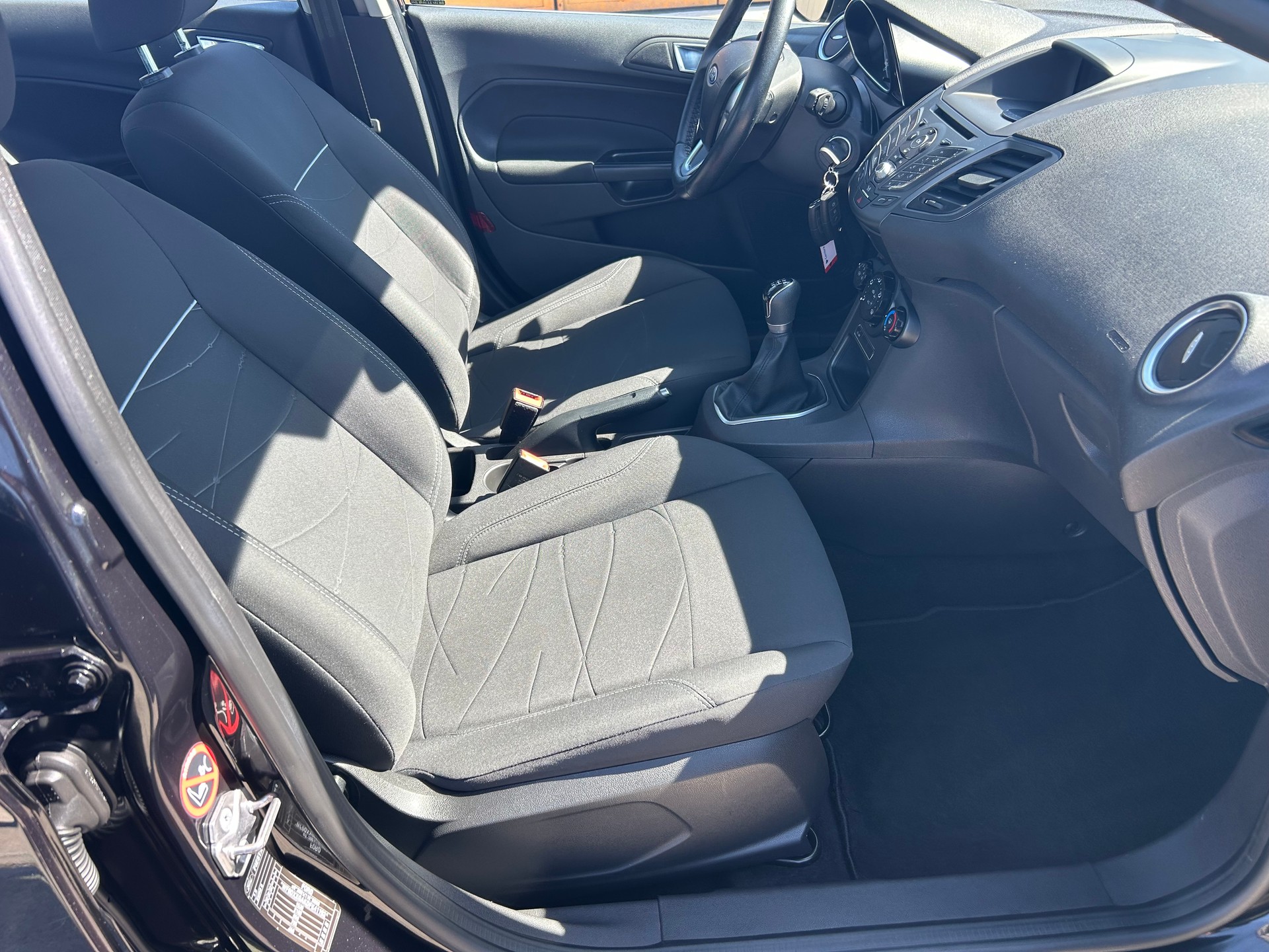 FORD Fiesta 1.0 Freetech-image-6