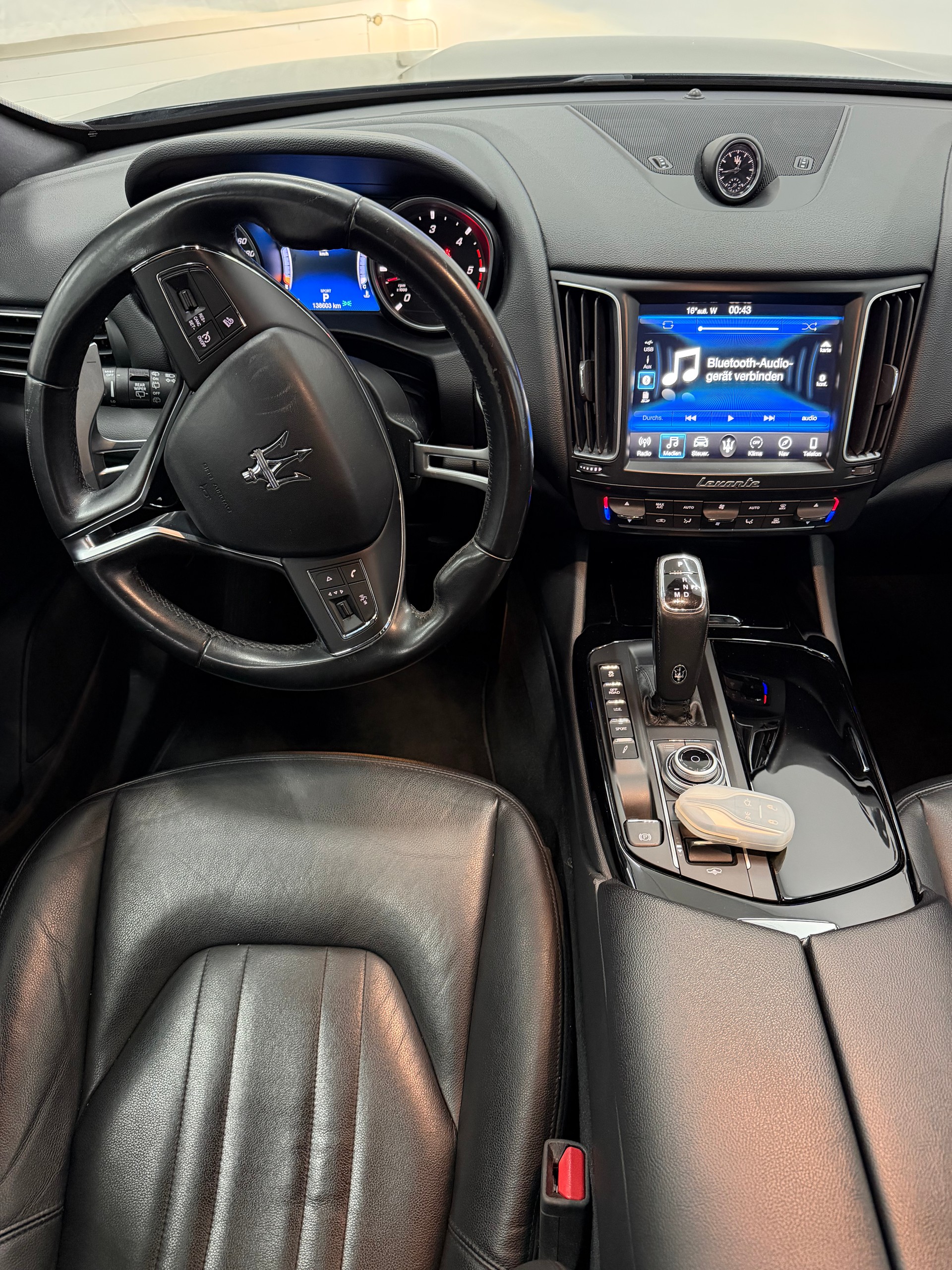 MASERATI Levante D 3.0 V6 GranLusso Automatica-image-9
