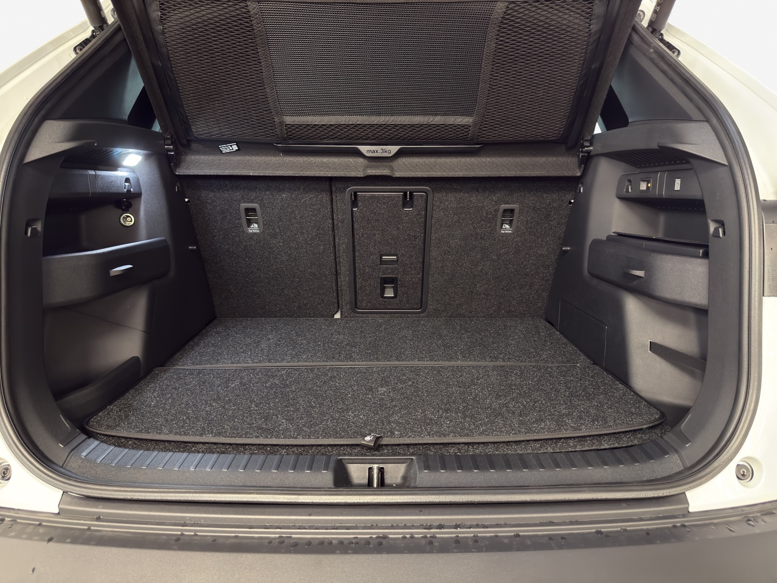 SKODA Elroq RS 4x4-image-12