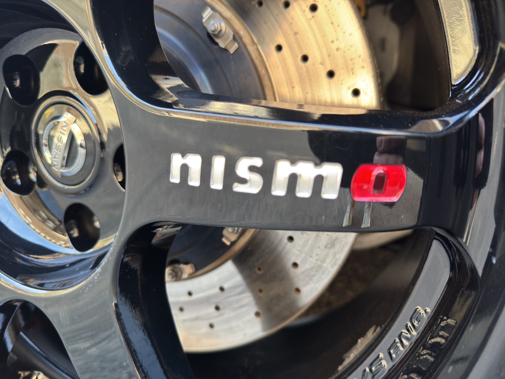 NISSAN GT-R 3.8 V6 BiT *Nismo*-image-9