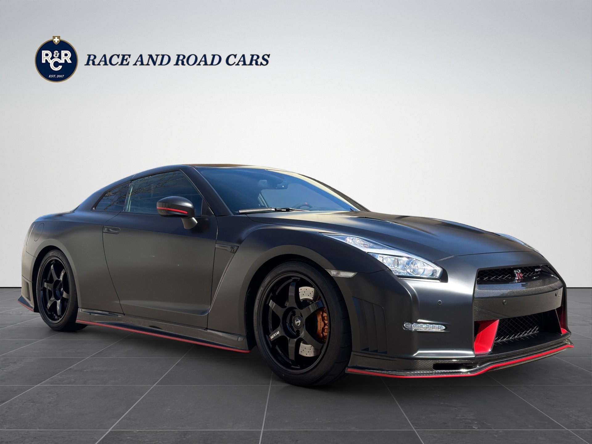 NISSAN GT-R 3.8 V6 BiT *Nismo*-image-2