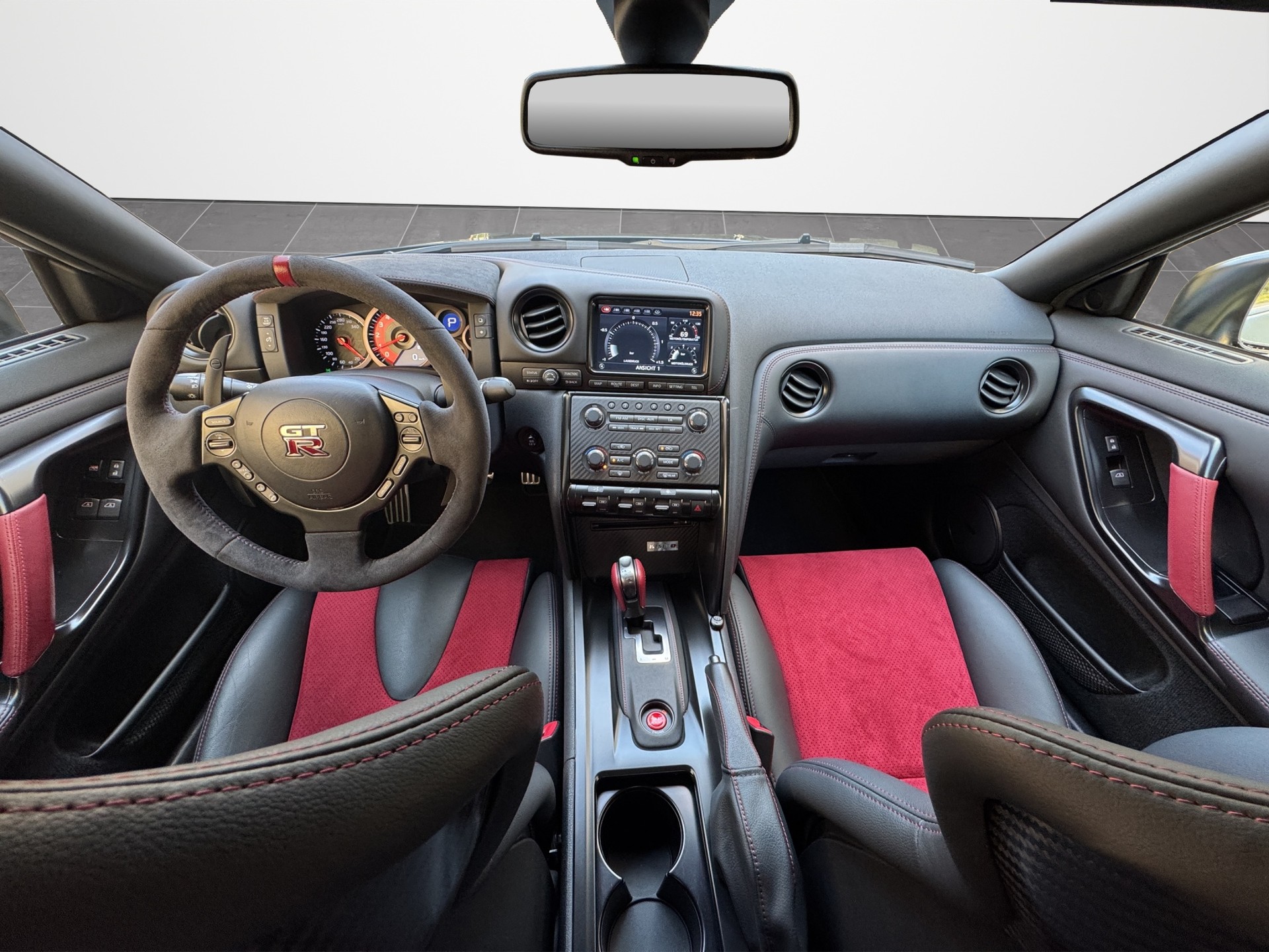 NISSAN GT-R 3.8 V6 BiT *Nismo*-image-13