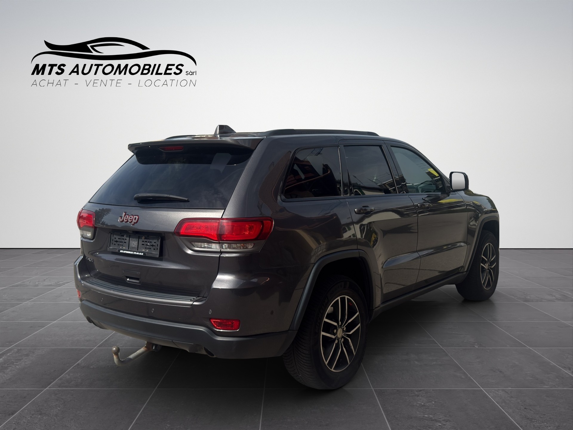 JEEP Grand Cherokee 3.0 CRD Trailhawk Automatic-image-5