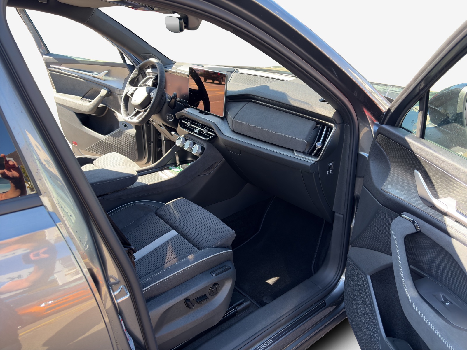 SKODA Kodiaq 2.0 TDI Sportline 4x4-image-12