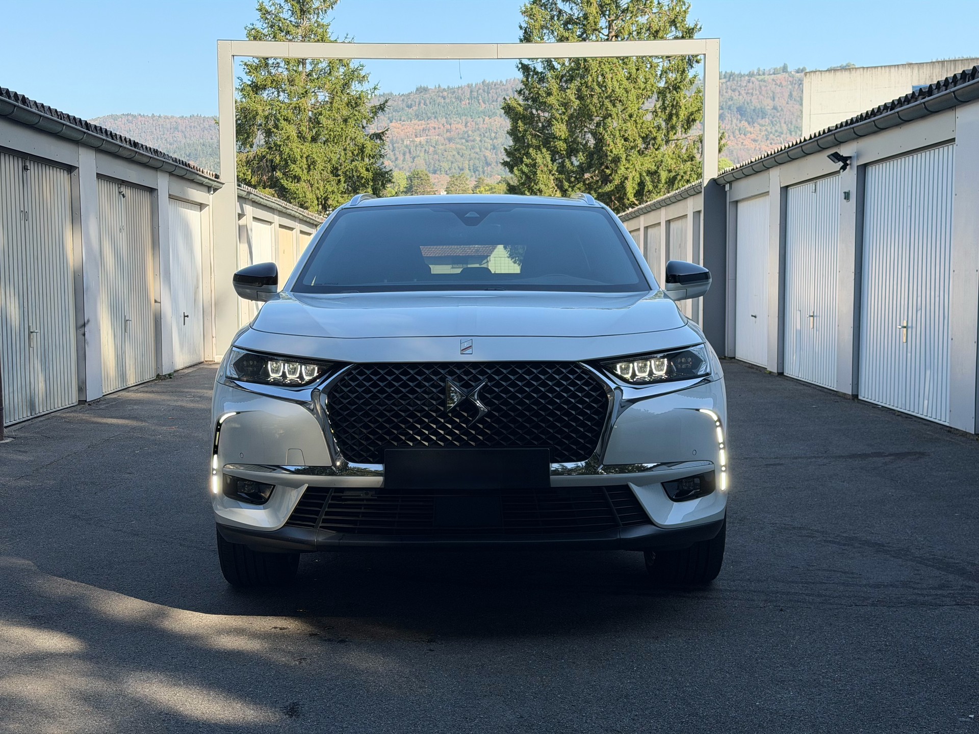DS AUTOMOBILES 1.6 E-Tense Club 4x4-image-1