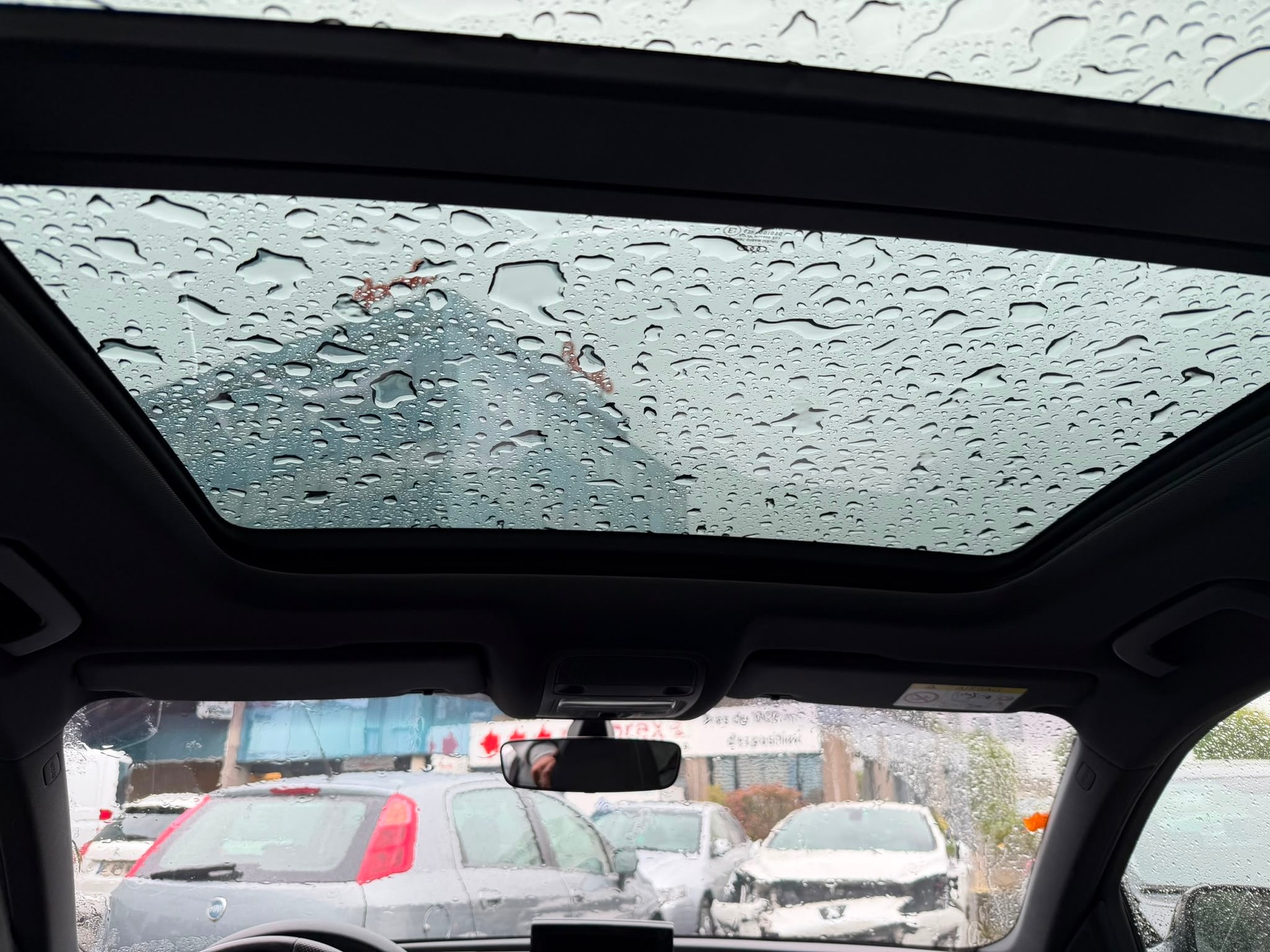 AUDI Q3 2.0 TFSI design quattro S-tronic-image-16