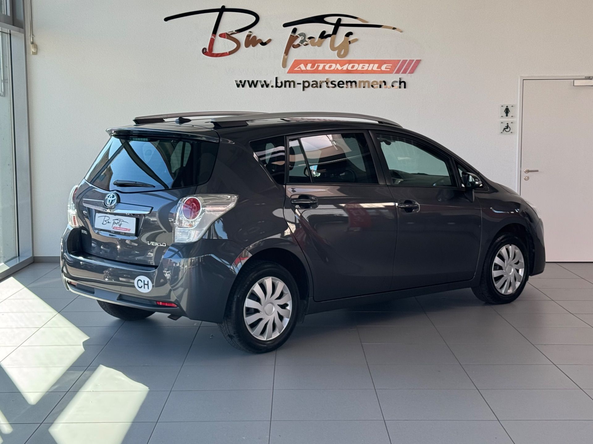 TOYOTA Verso 1.8 Swiss Trend-image-5