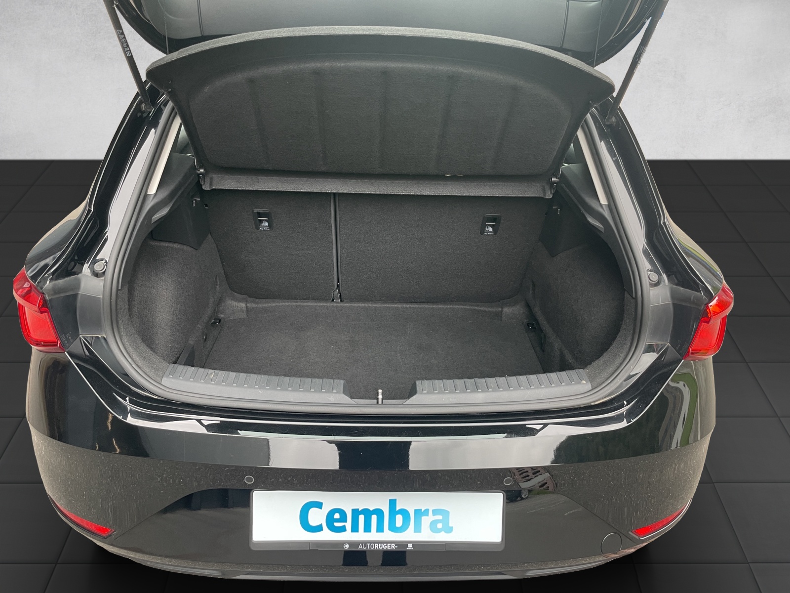 SEAT Leon 1.0 eTSI mHEV Style-image-13