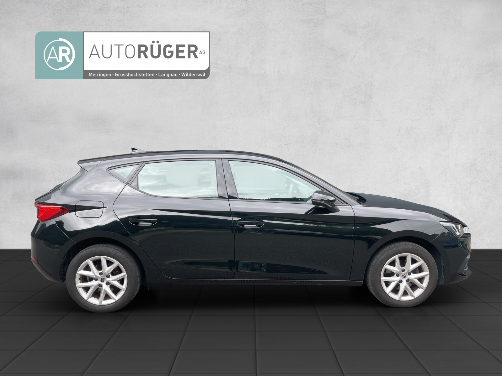 SEAT Leon 1.0 eTSI mHEV Style-image-6