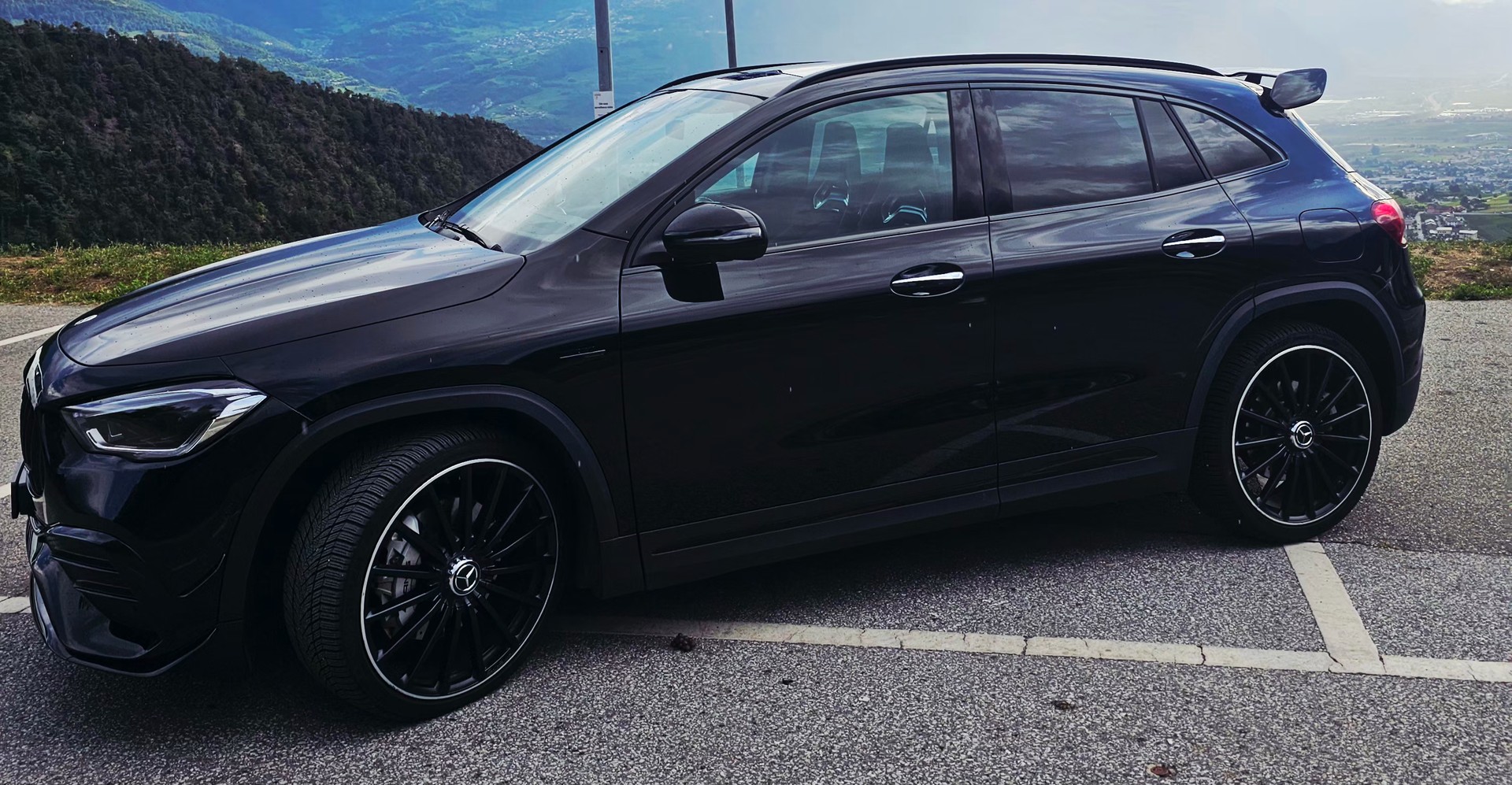 MERCEDES-BENZ MERCEDES-AMG GLA 35 4MATIC | AMG PERFORMANCE | PREMIUM PLUS | AÉRO AMG | BURMESTER-image-3