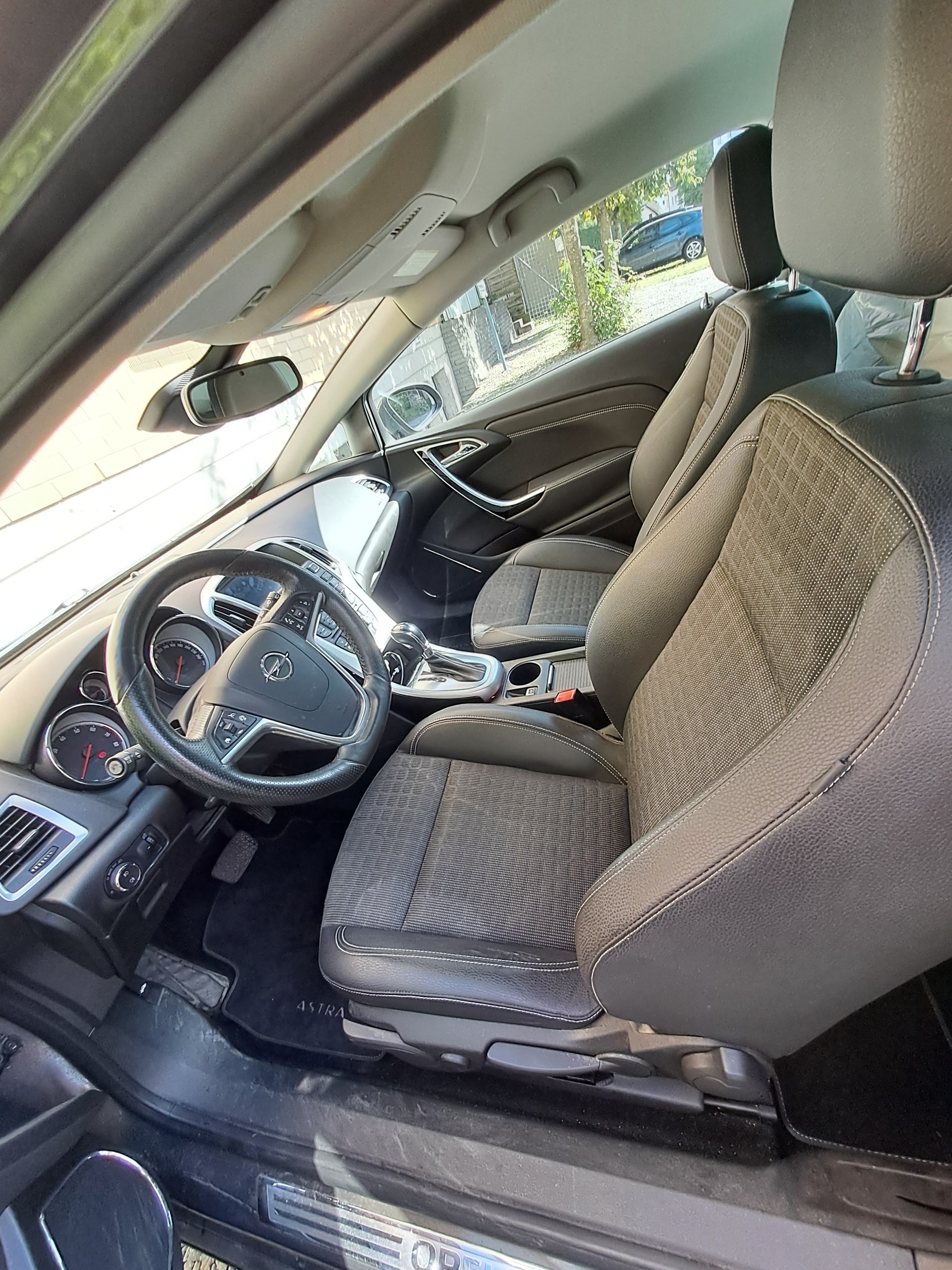 OPEL GTC A14NET Sport-image-4