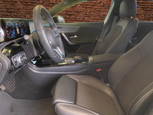 MERCEDES-BENZ A 180 Night Star-image-9