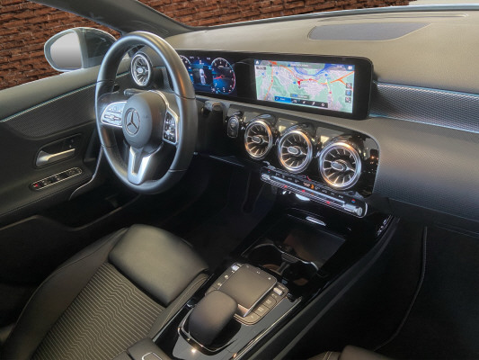 MERCEDES-BENZ A 180 Night Star-image-13