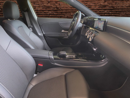 MERCEDES-BENZ A 180 Night Star-image-10