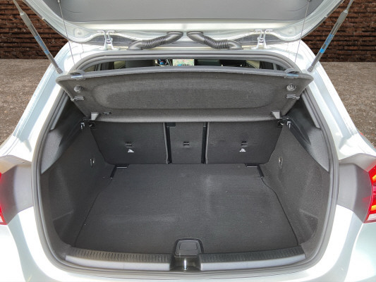 MERCEDES-BENZ A 180 Night Star-image-6