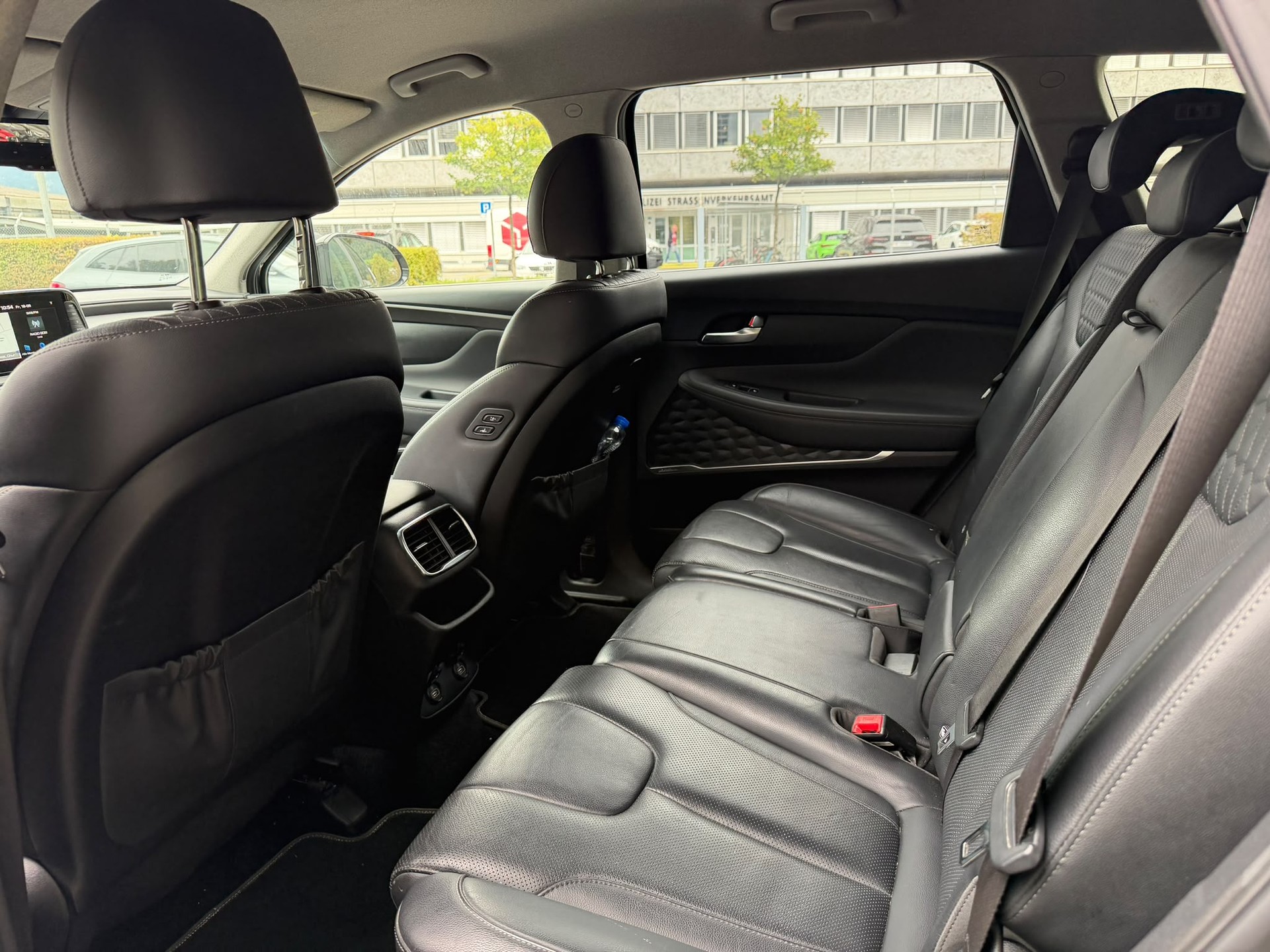 HYUNDAI Santa Fe 2.2 CRDI 4WD Automatic-image-10