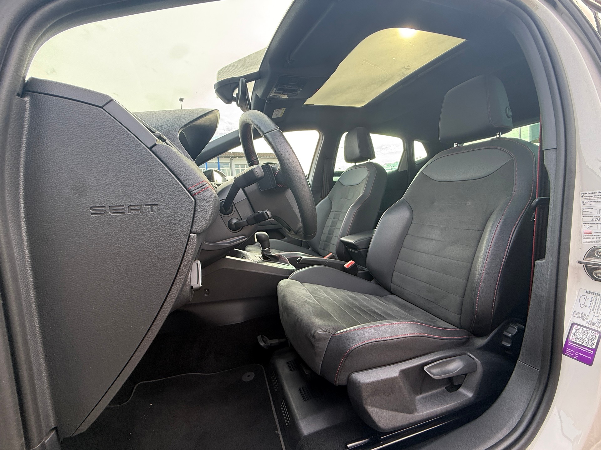 SEAT Ibiza 1.0 EcoTSI Hola FR DSG ***PANORAMADACH***-image-21