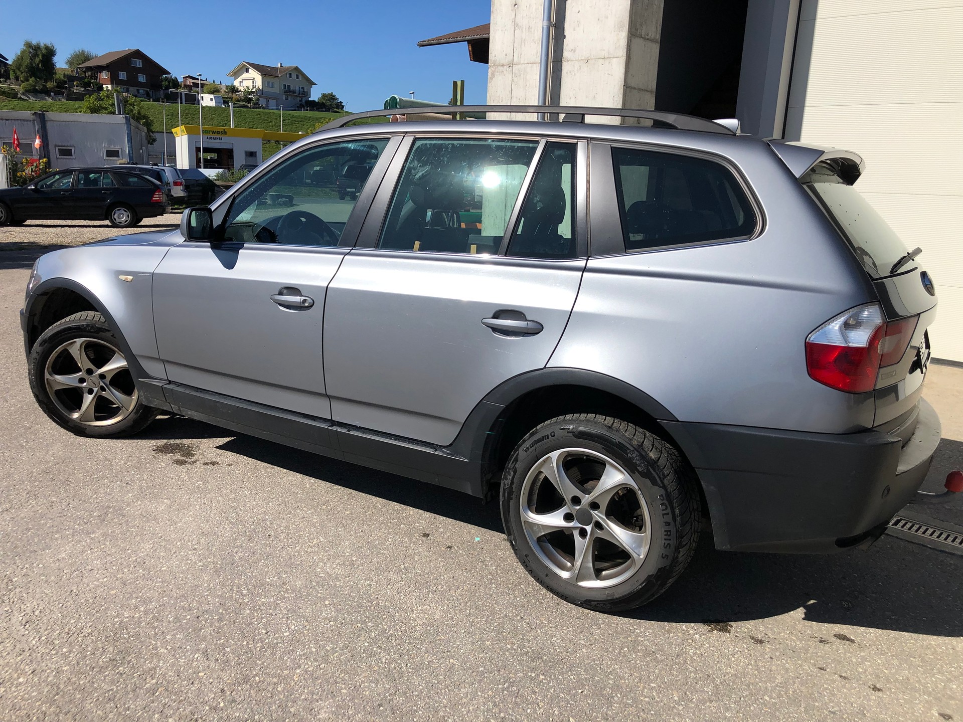 BMW X3 2.5i-image-4