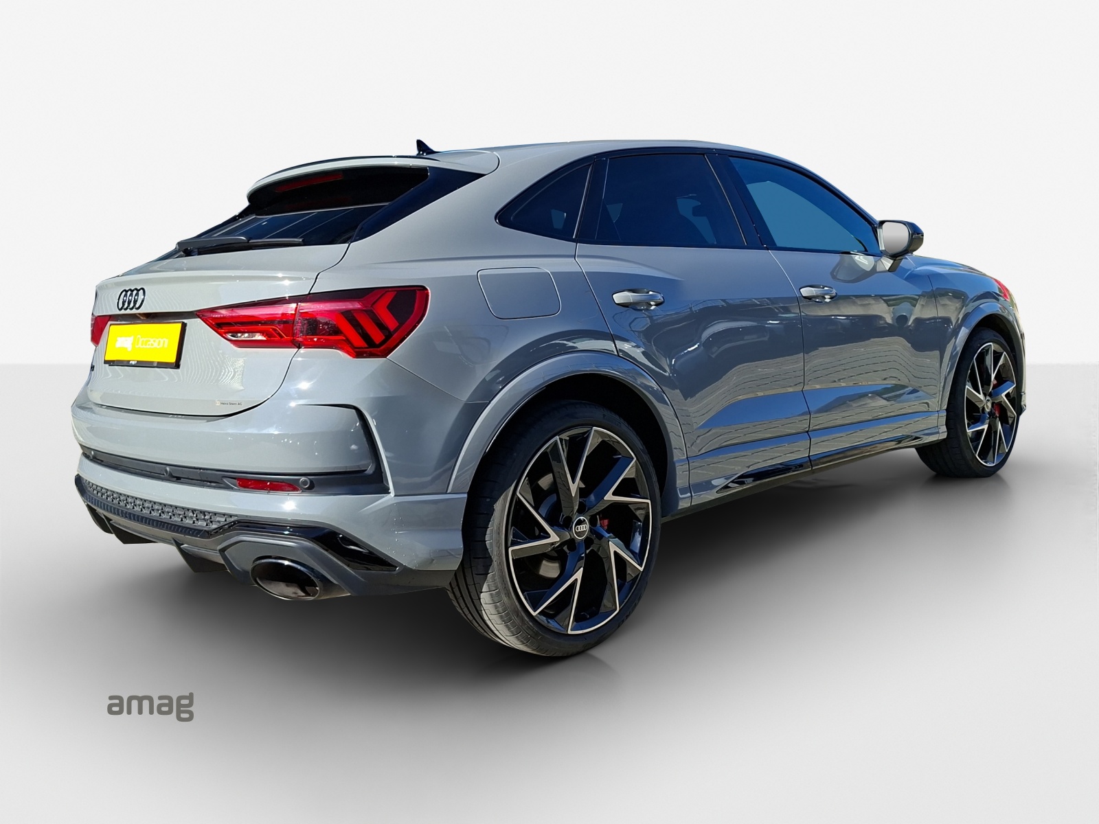 AUDI RS Q3 Sportback quattro S tronic-image-4