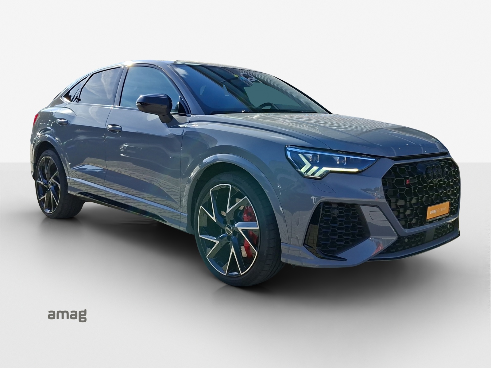 AUDI RS Q3 Sportback quattro S tronic-image-5
