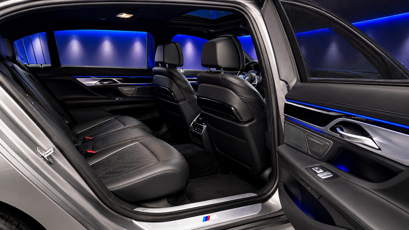 BMW 730Ld xDrive 48V M Sport Steptronic-image-10
