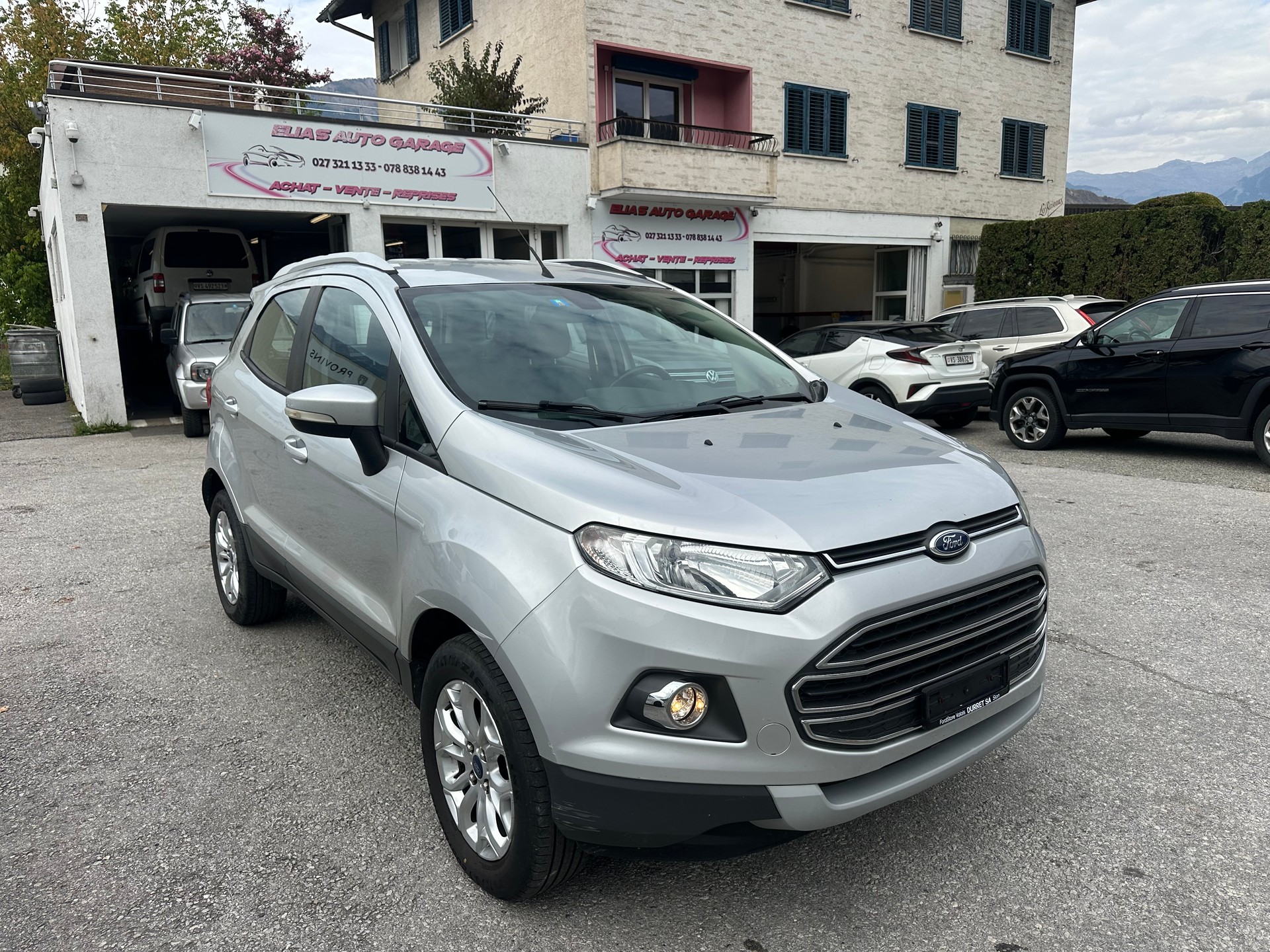FORD EcoSport 1.0 SCTi Titanium-image-2