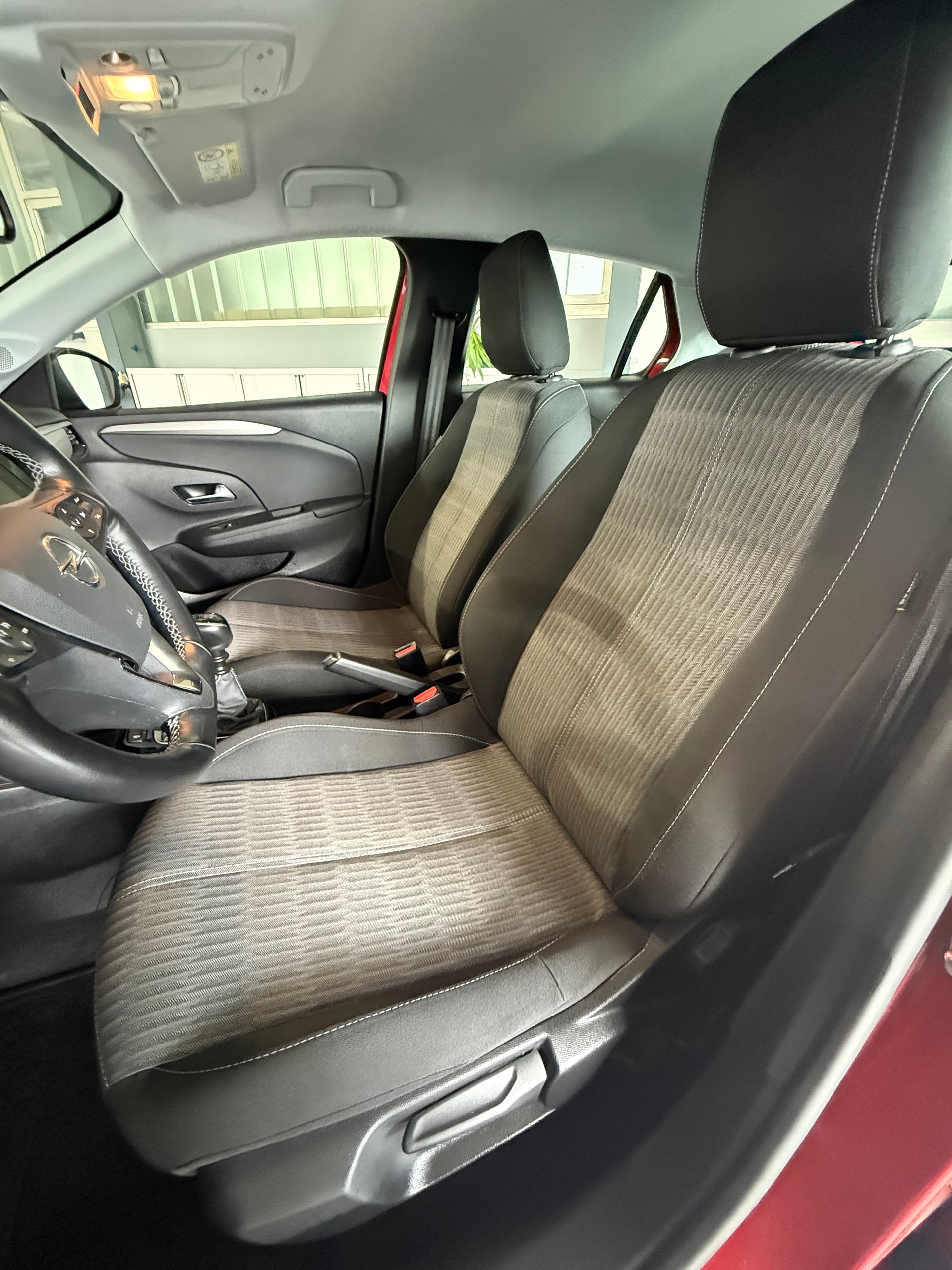OPEL Corsa 1.2 TP Edition-image-6